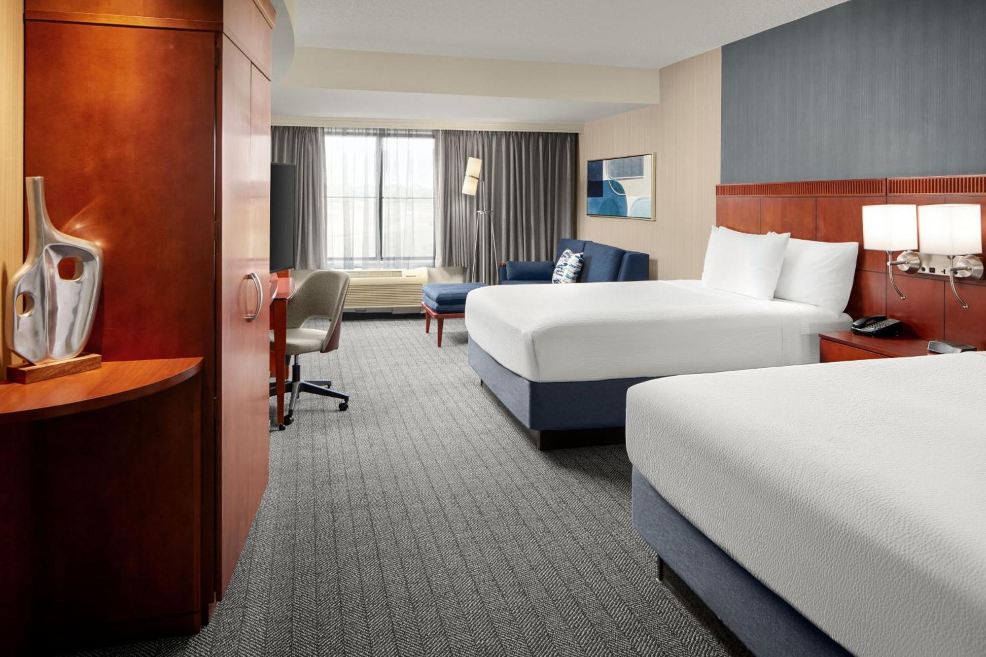 Executive, Larger Guest room, 2 Queen