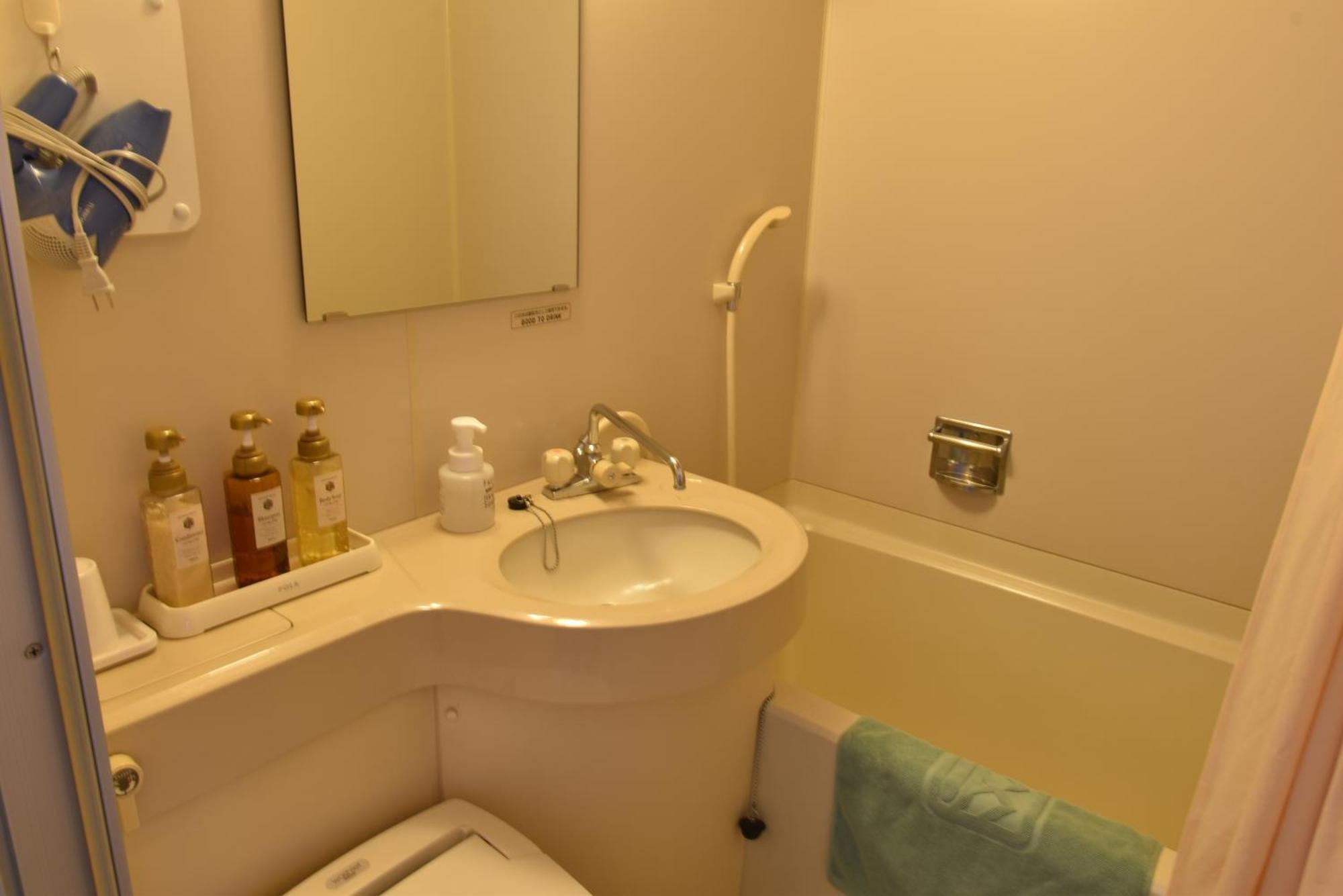 Standard Twin Room- Non-Smoking