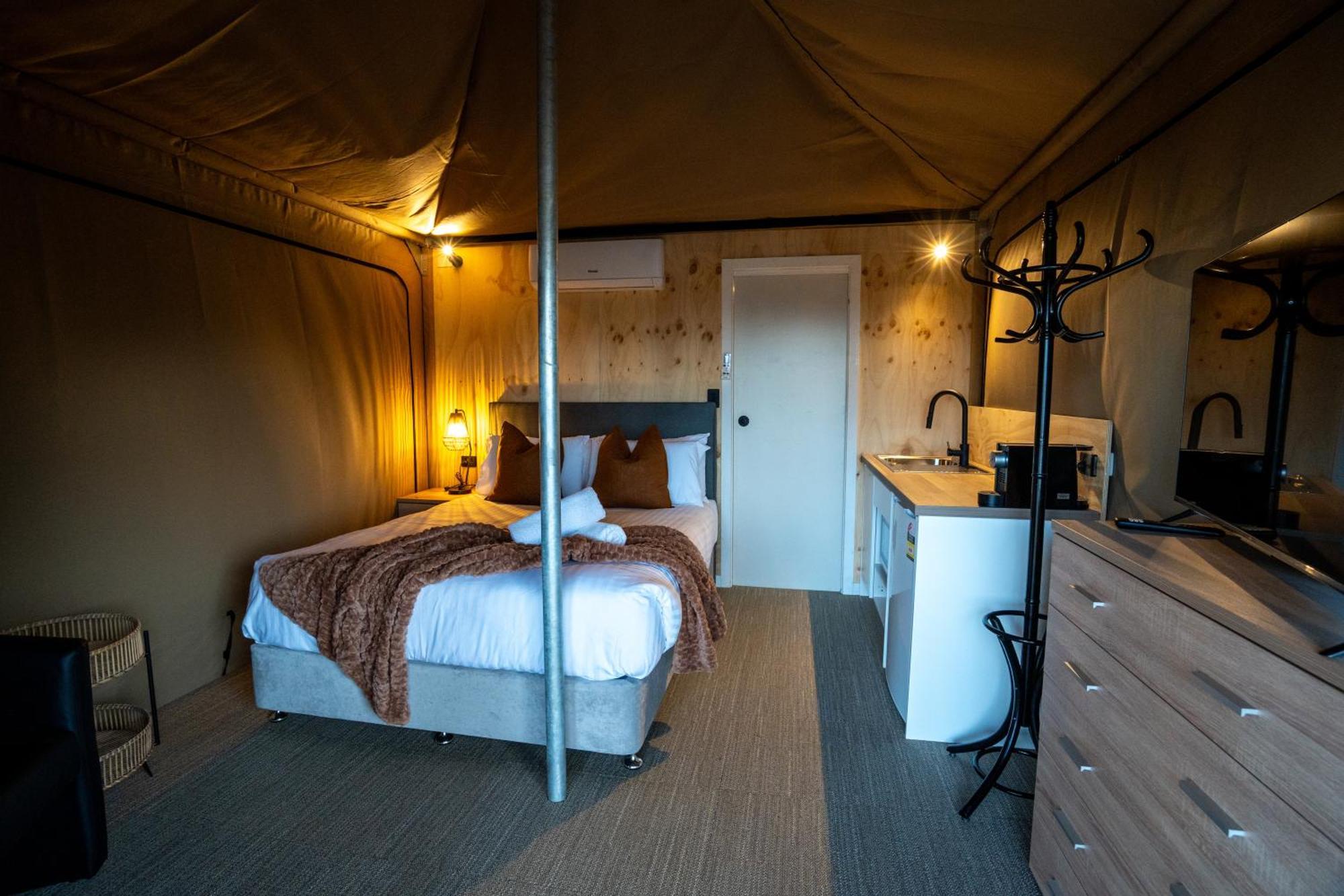Tent
