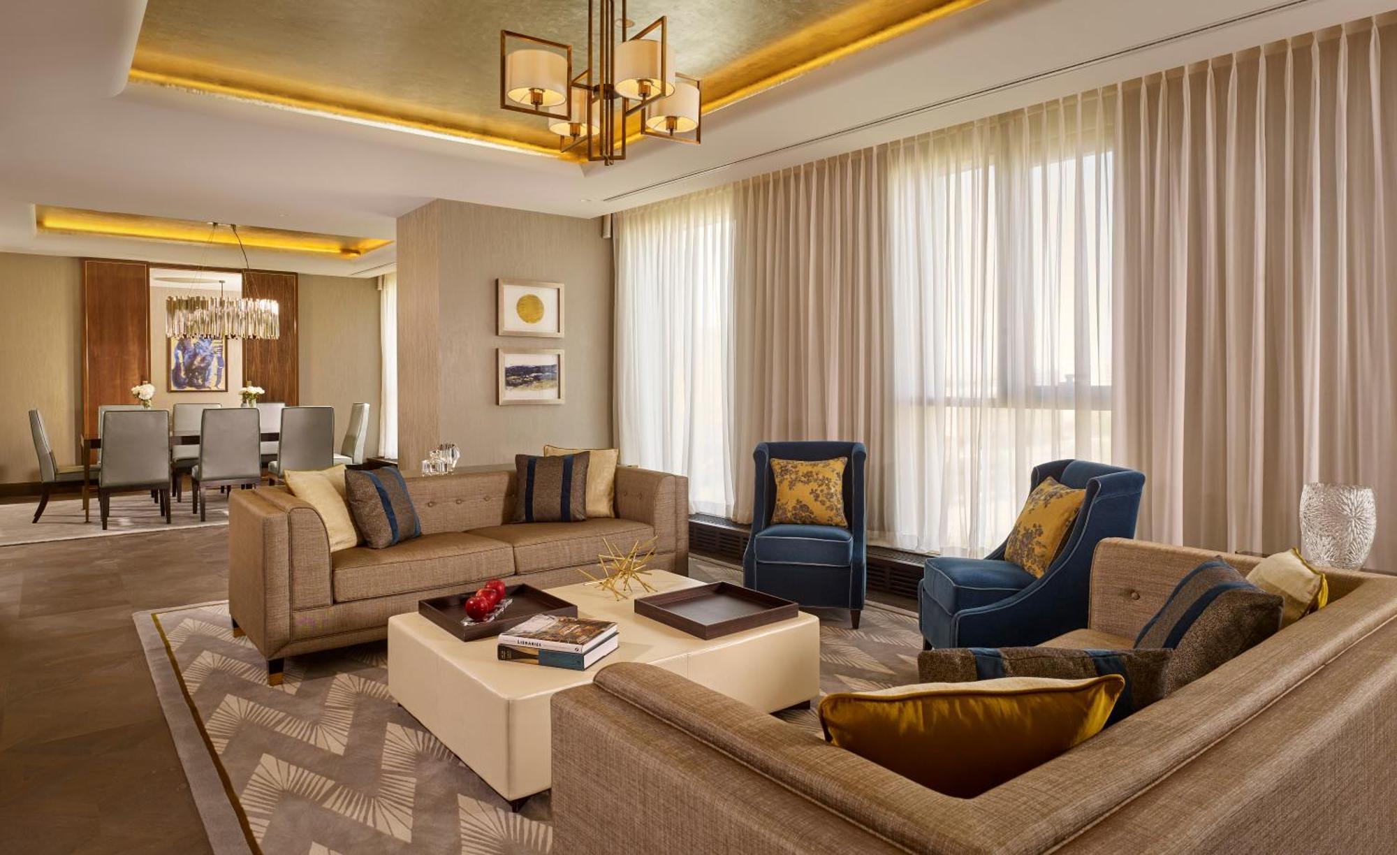 Suite Carlton mit Zugang zur Club Lounge, 1 Kingsize-Bett und Stadtblick