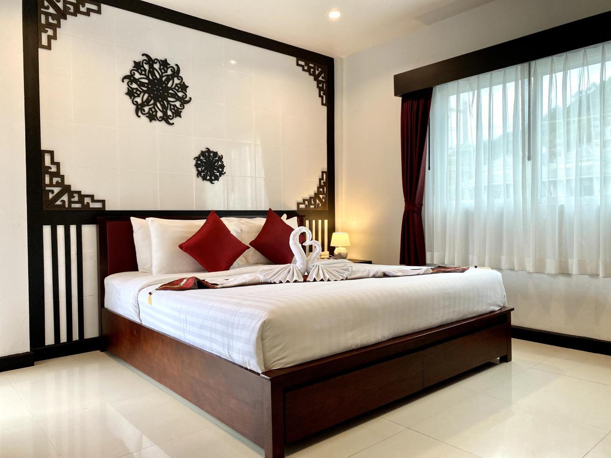 Deluxe Double Room,1613523642:JPEG