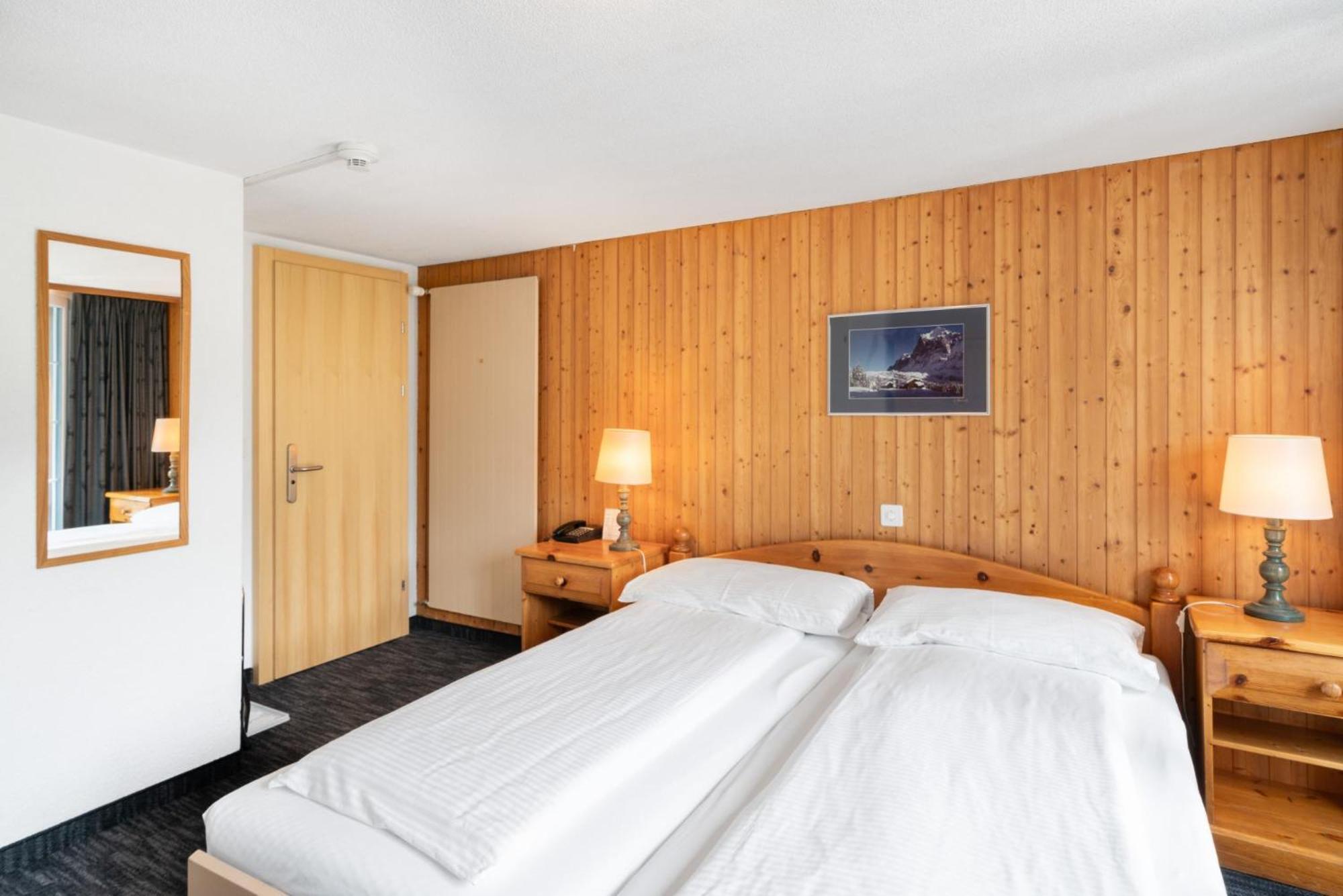 Double Room Private Bathroom Eiger View