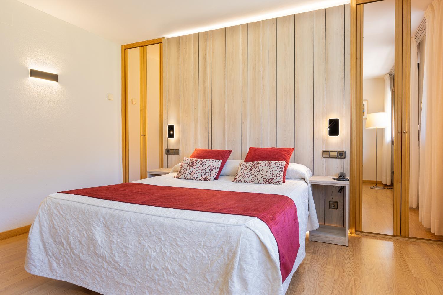 Double or Twin Room Mountain View