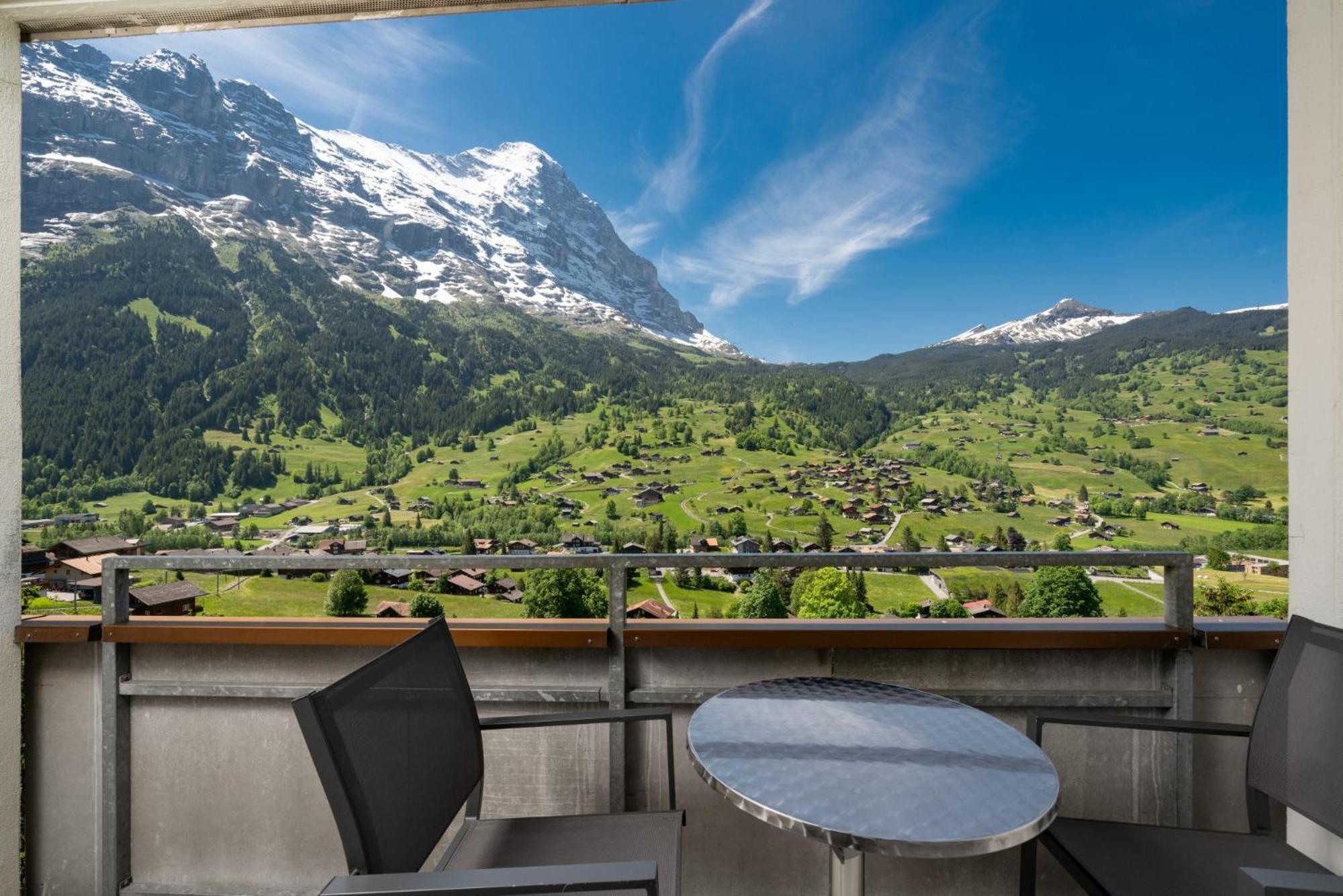 Double Room Balcony Eiger View Top Floors