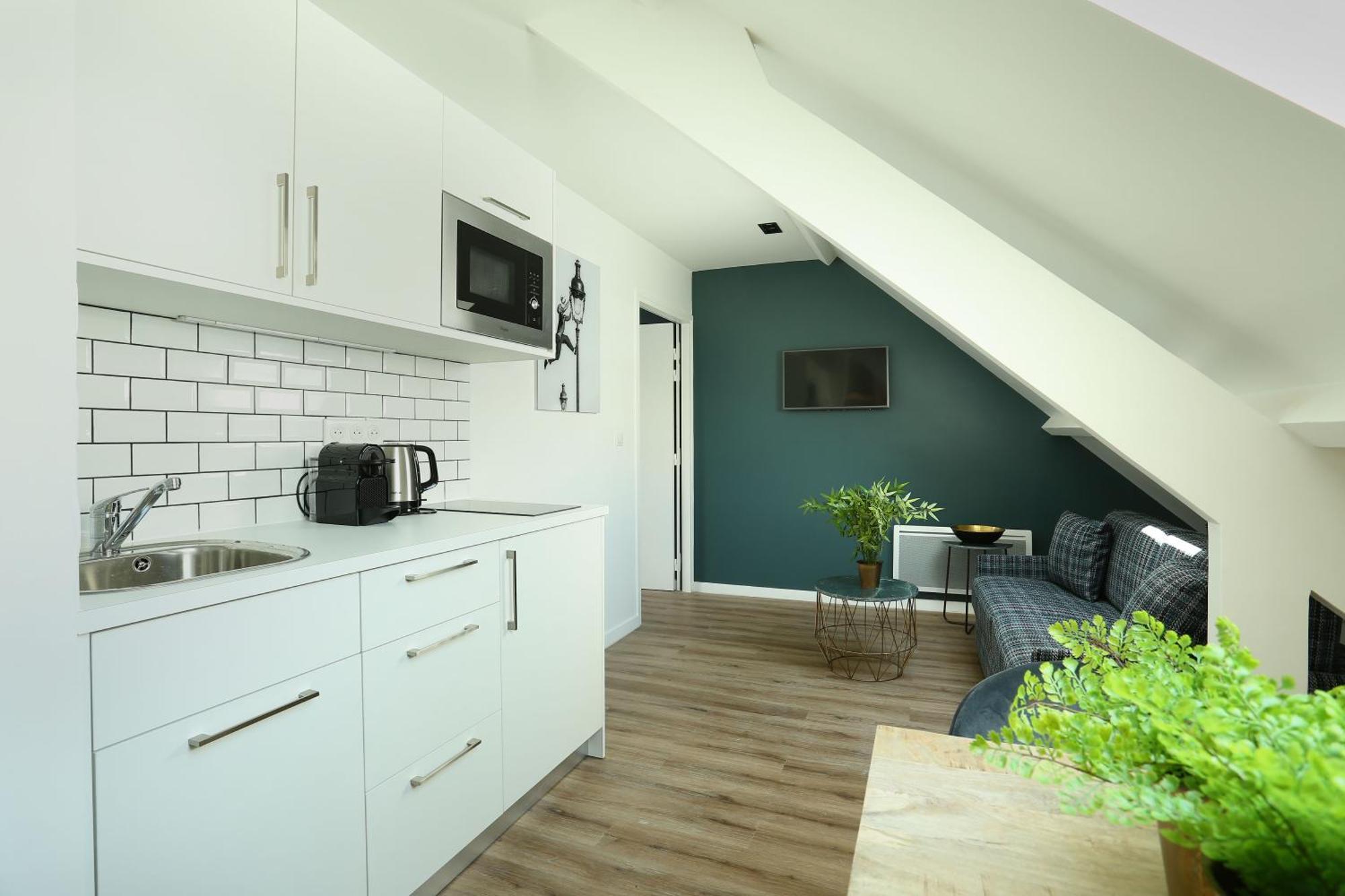1 Bedroom Apartment