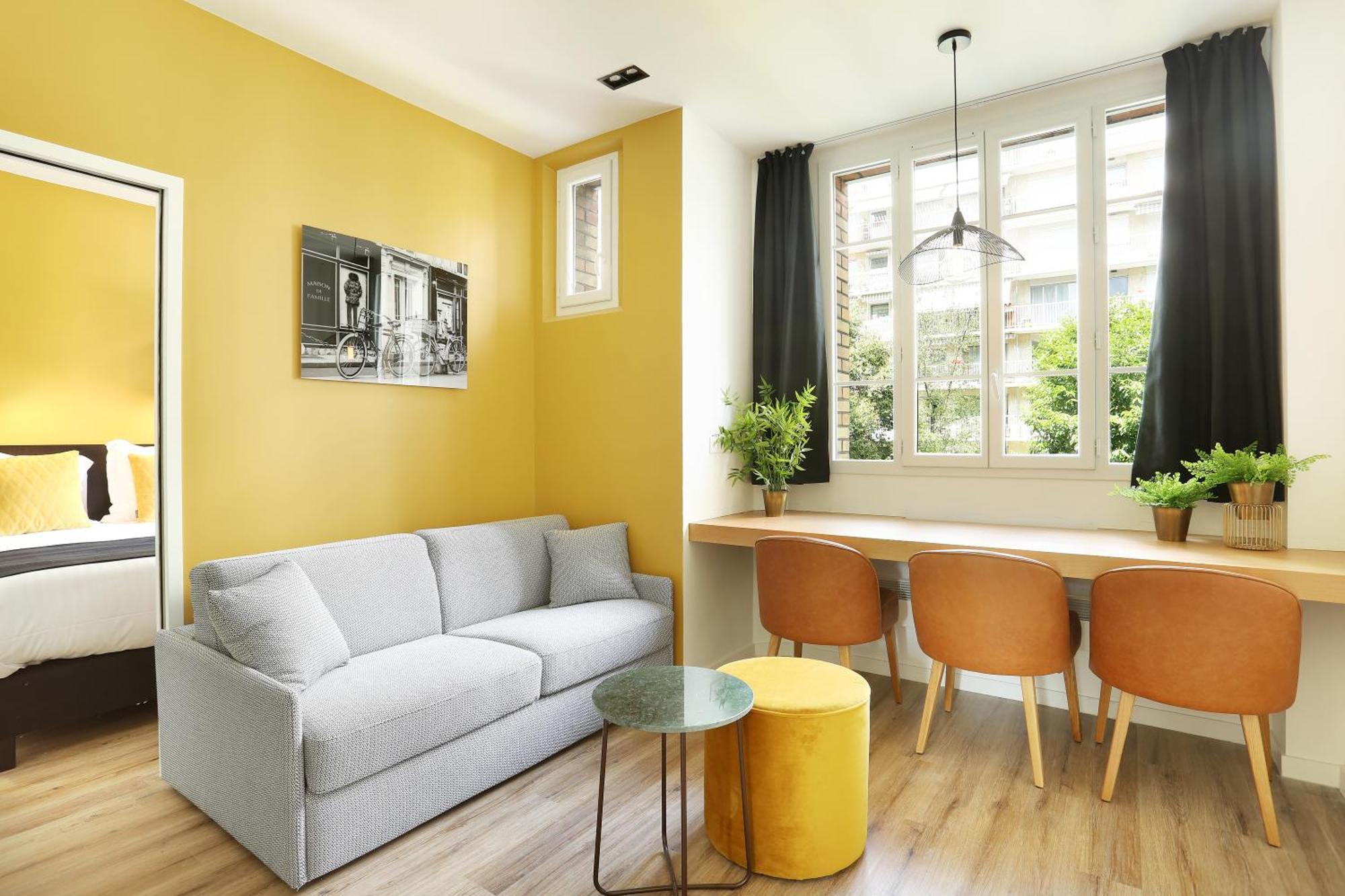 1 Bedroom Apartment Sofa Bed