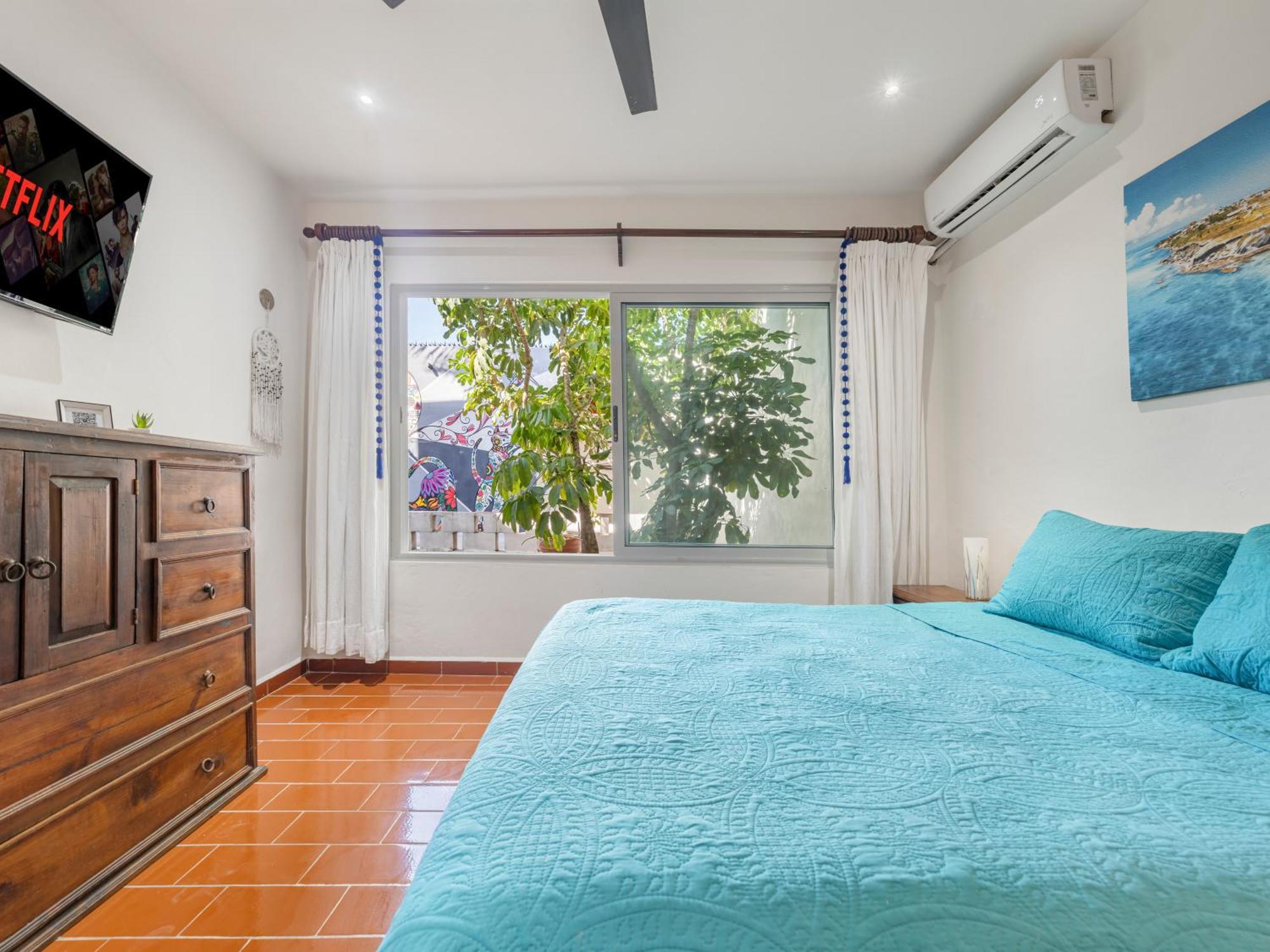 Queen Room
