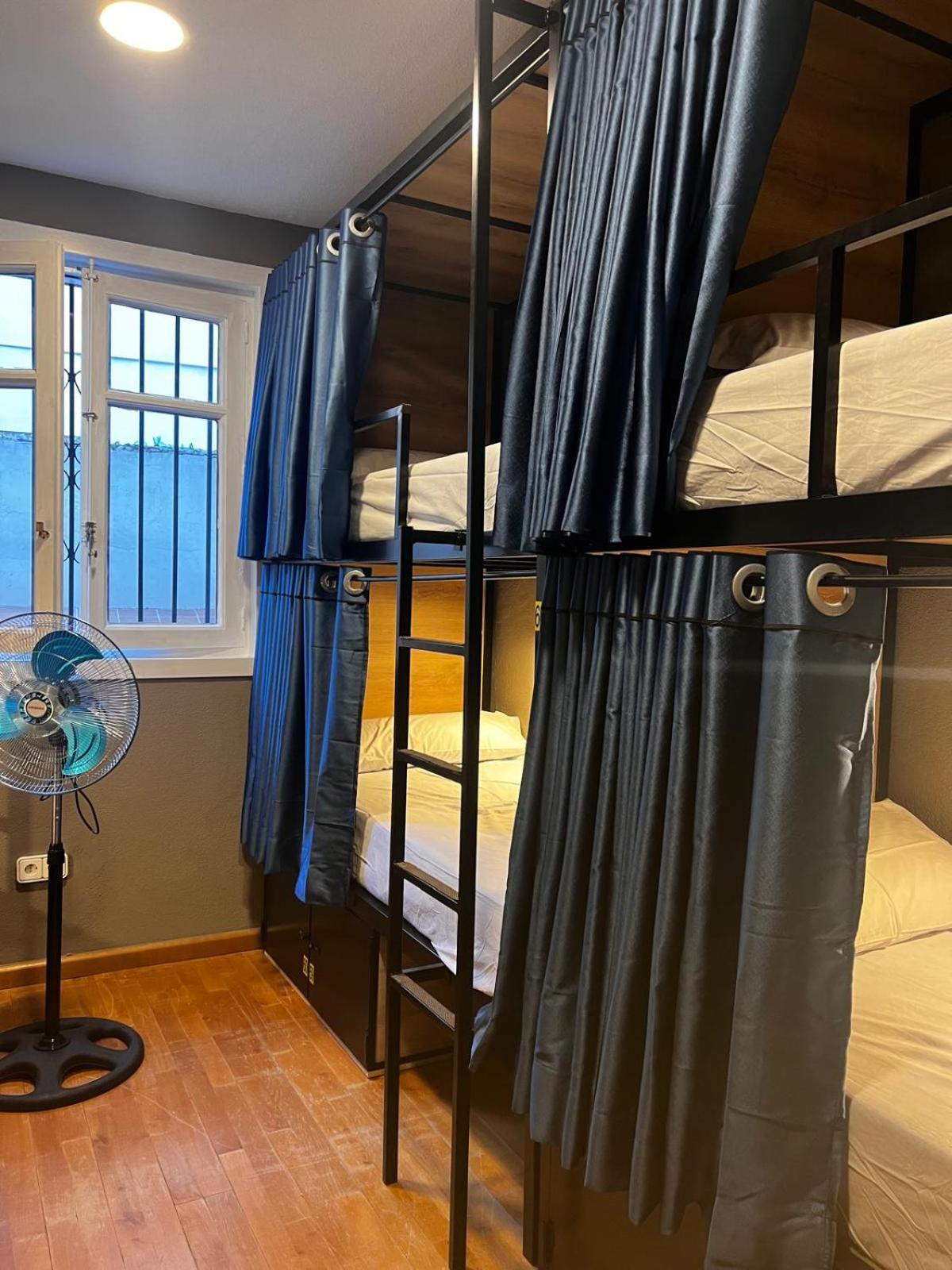 Litera en habitación compartida - Solo mujeres