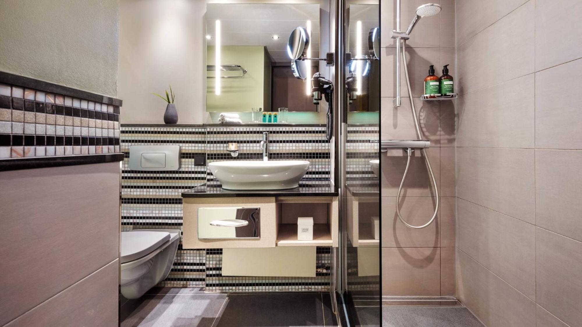 Standard King Room with City View - High Floor,1614776307:JPEG