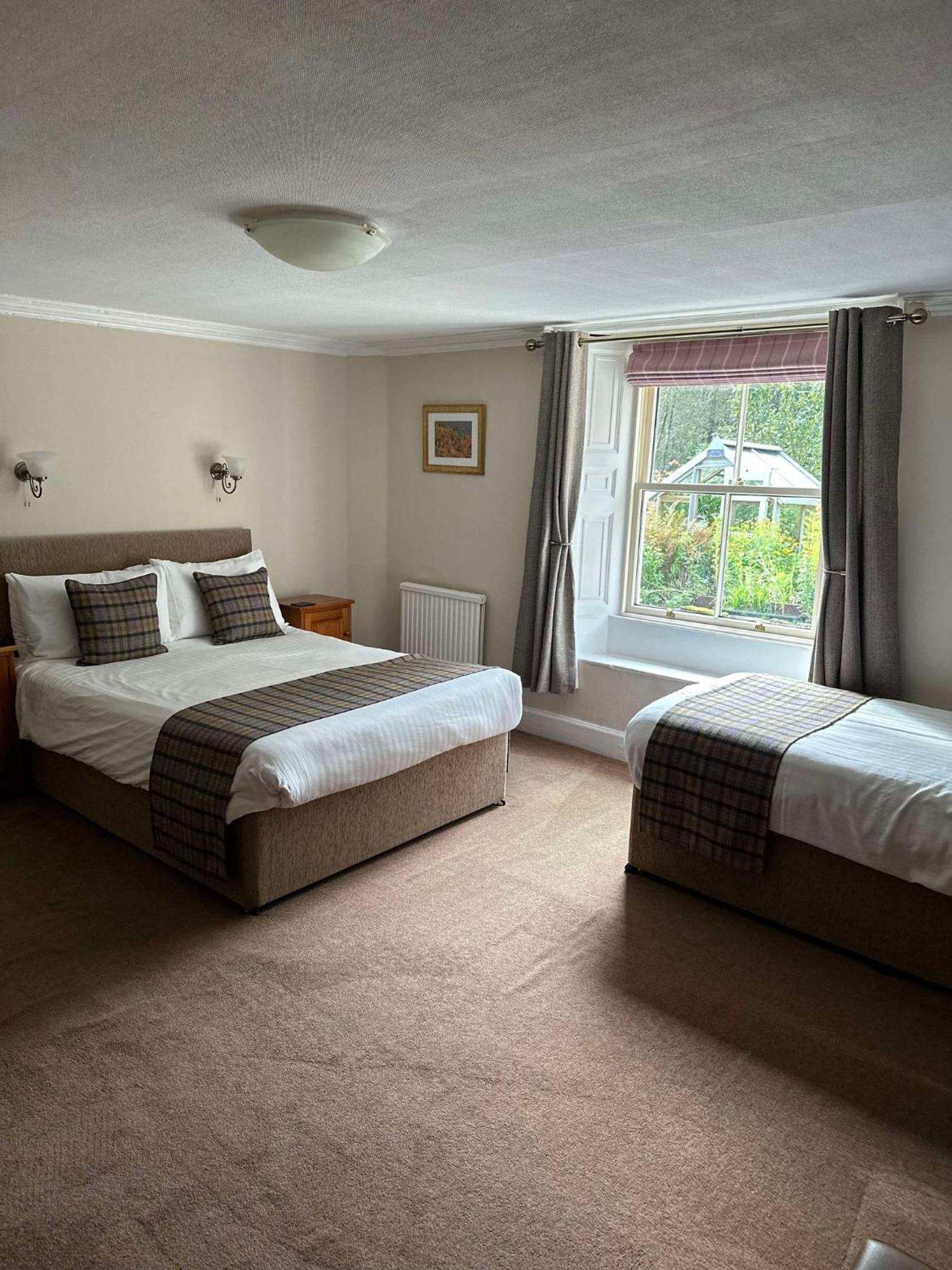 Deluxe Double Room,1614360011:JPEG