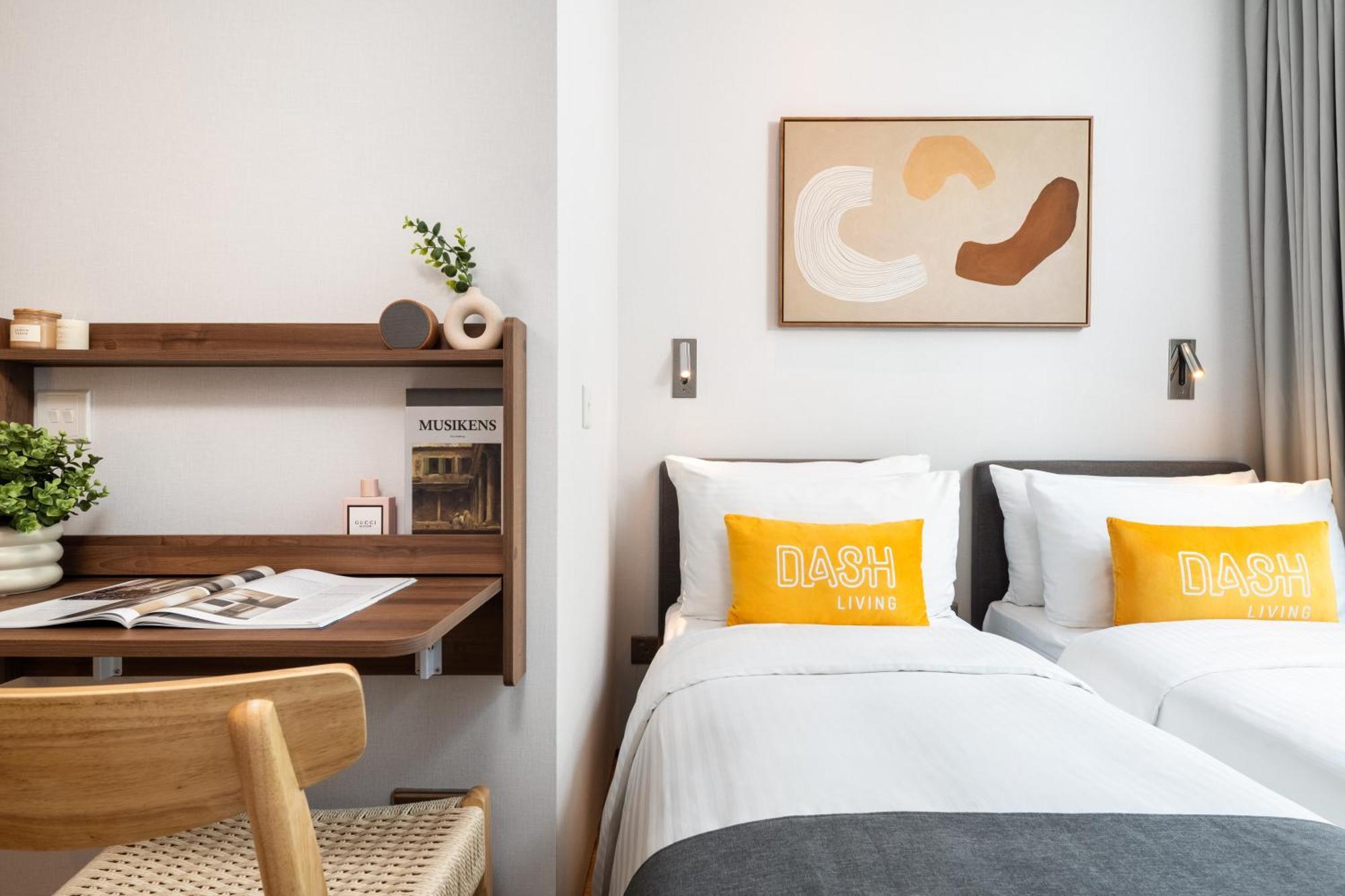 Superior Hollywood Twin Room
