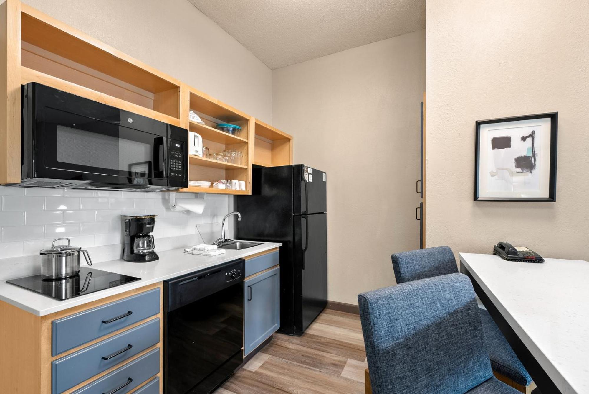 One-Bedroom Suite