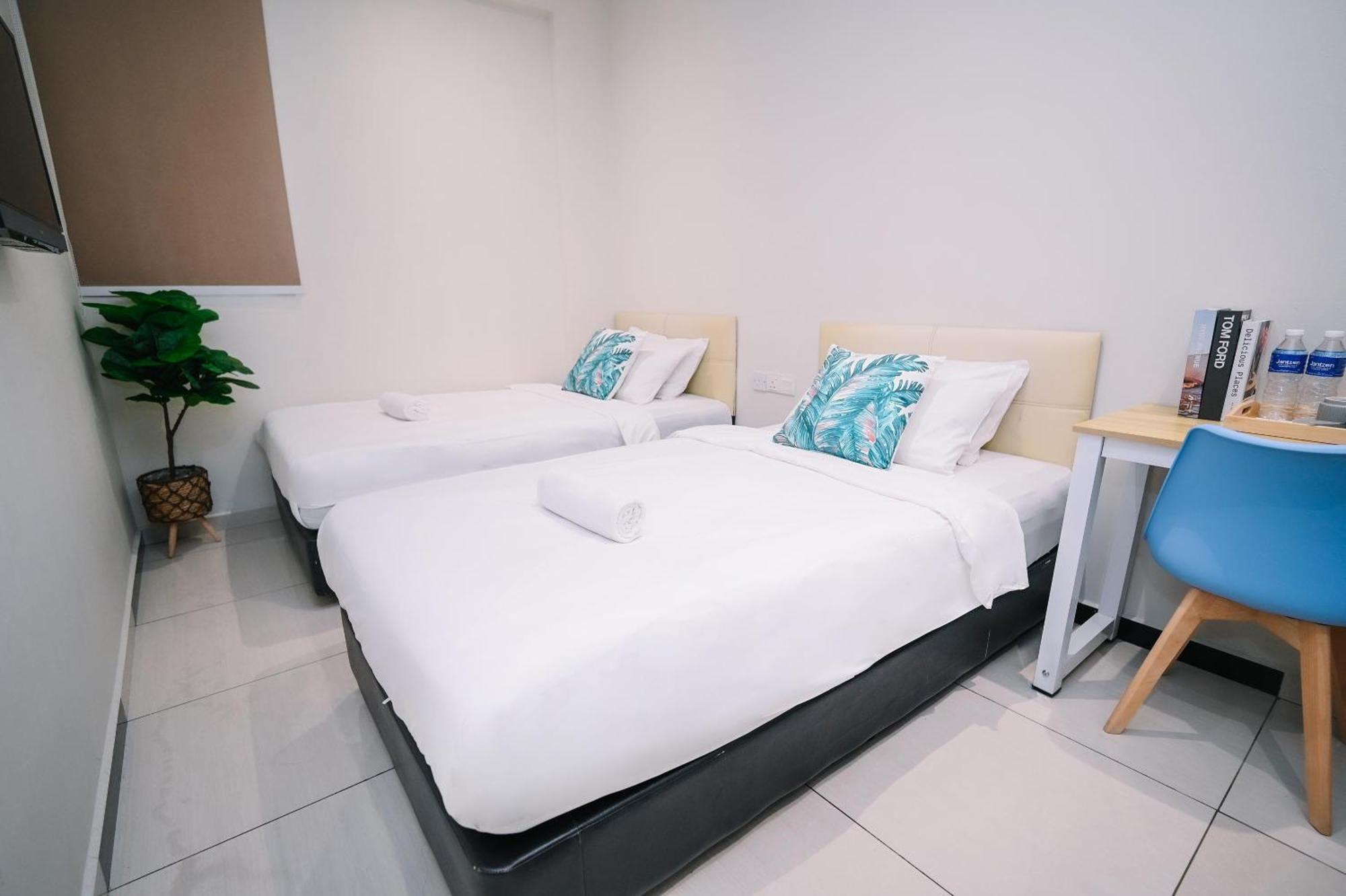 Deluxe Twin Room