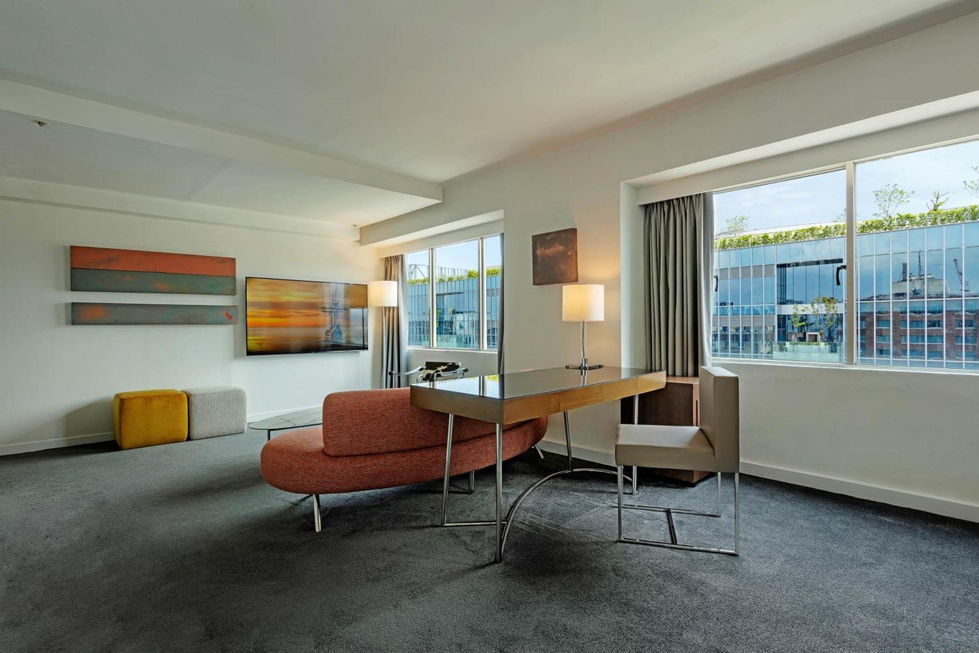 Deluxe Suite
