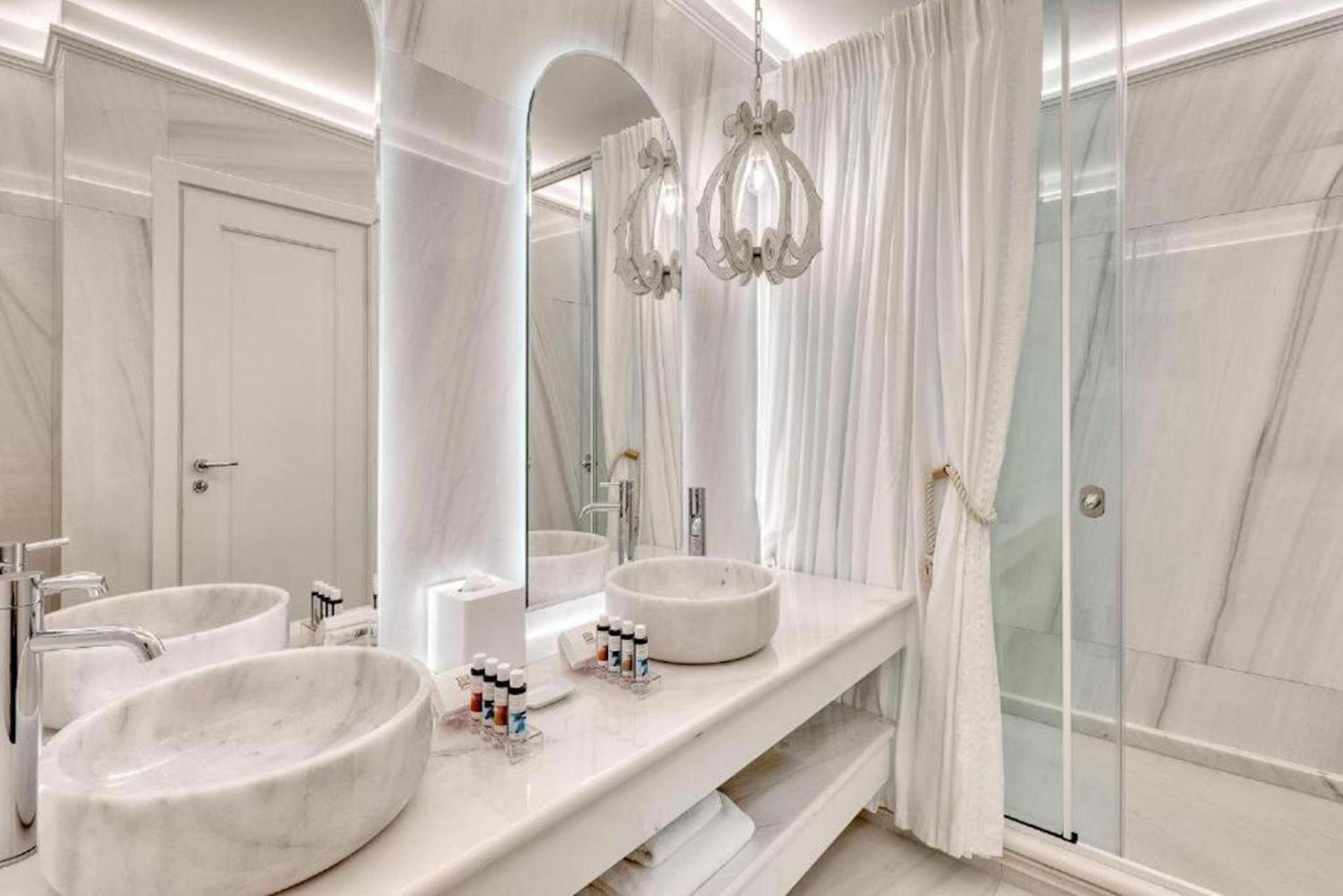 Signature Three Bedroom Suite with Private Pool & Garden View