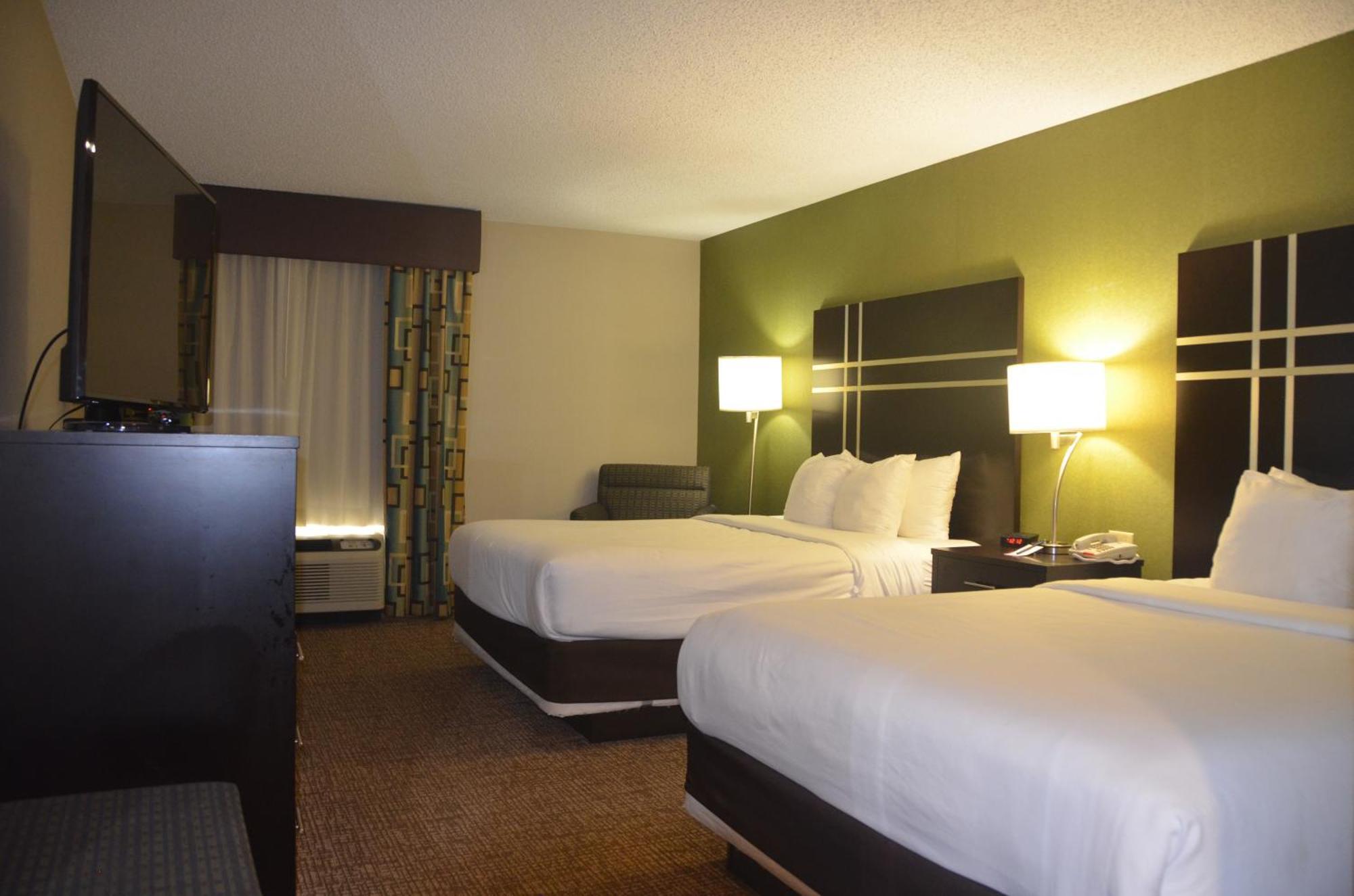 Queen Room with Two Queen Beds - Non-Smoking