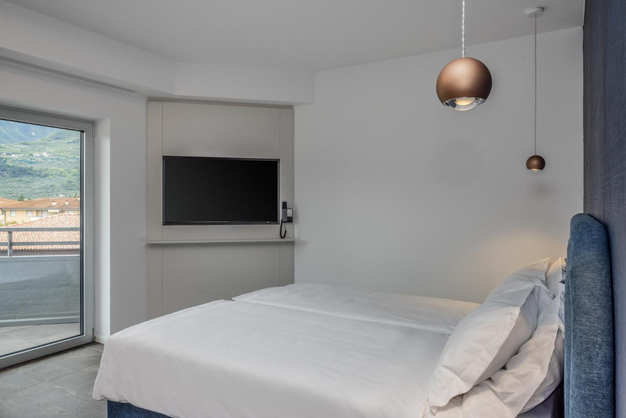 Superior Double or Twin Room with Pool View