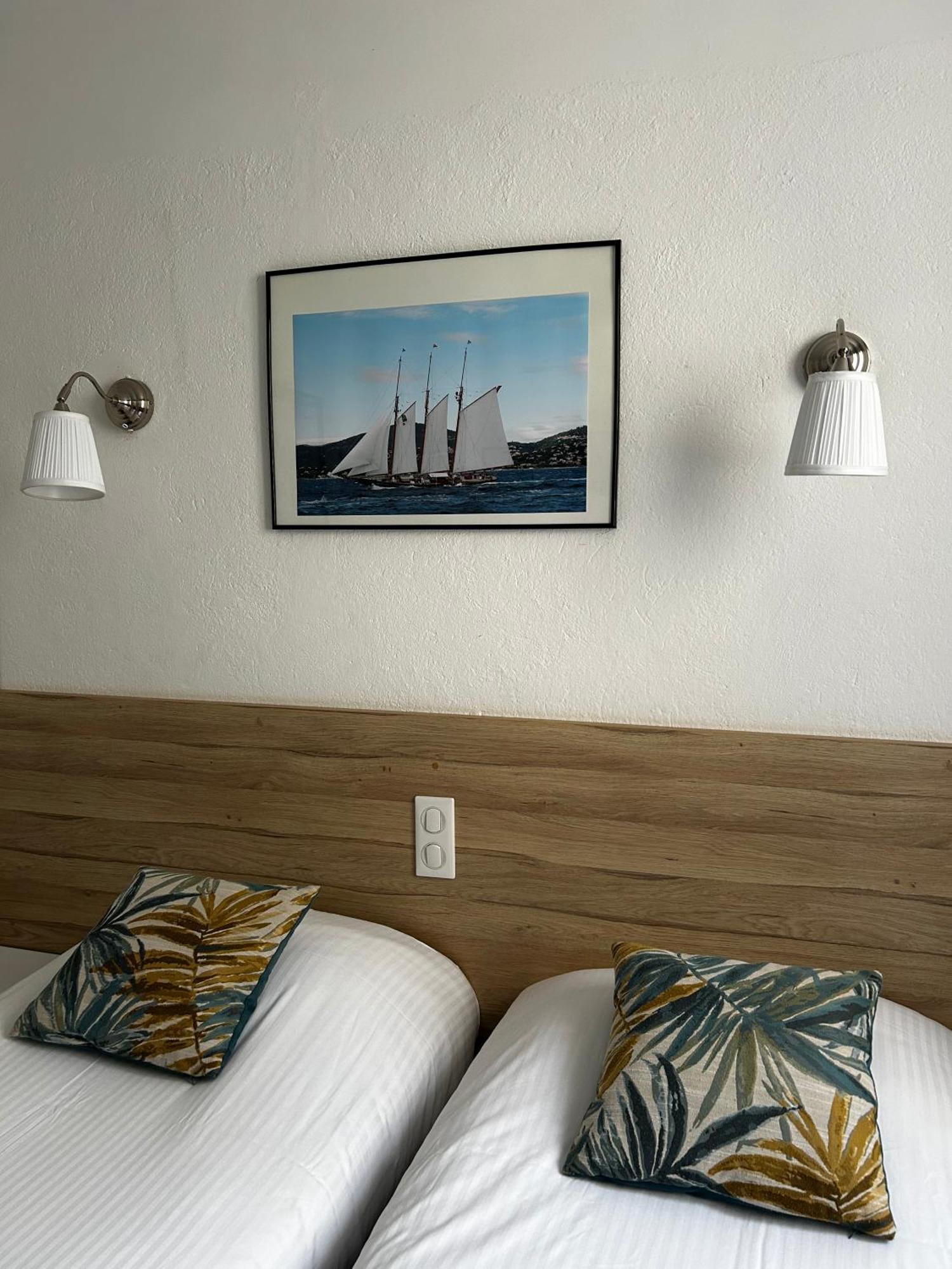 Chambre Lit Queen-Size - Vue sur Jardin
