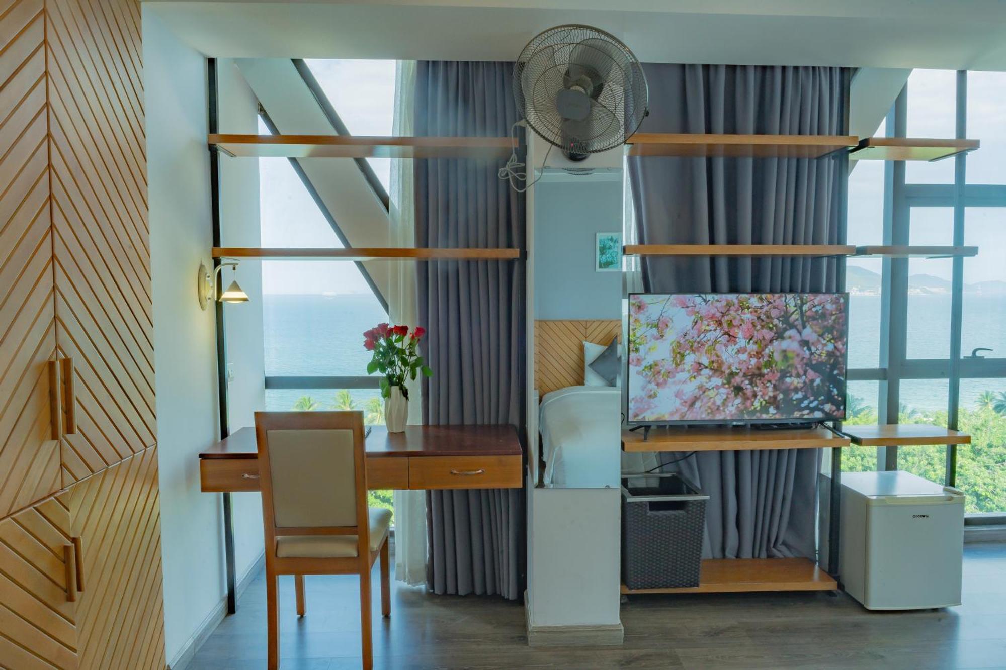 Phòng Senior Deluxe Nhìn ra Biển