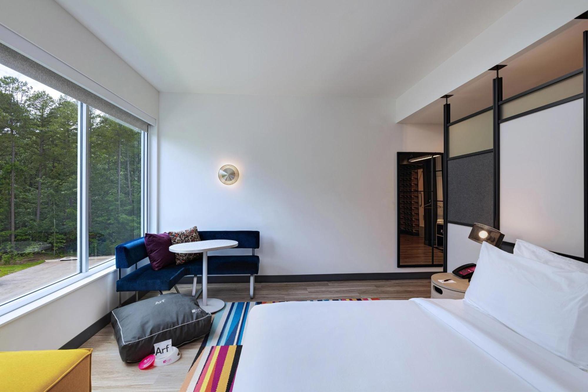 Dog Lover's, Guest room, 1 King