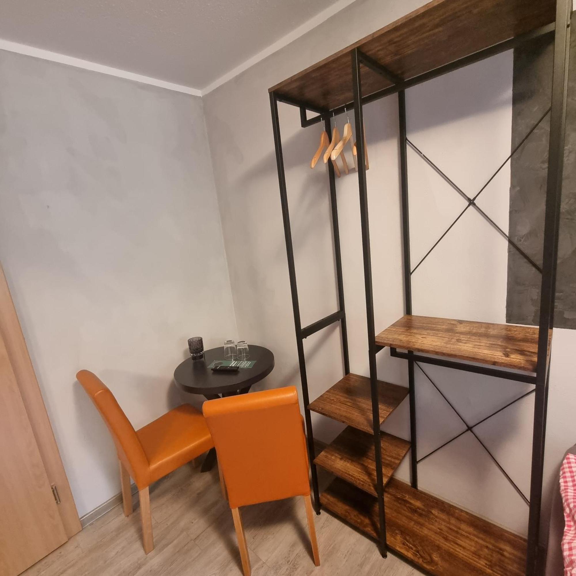 Small Double Room,1616889323:JPEG