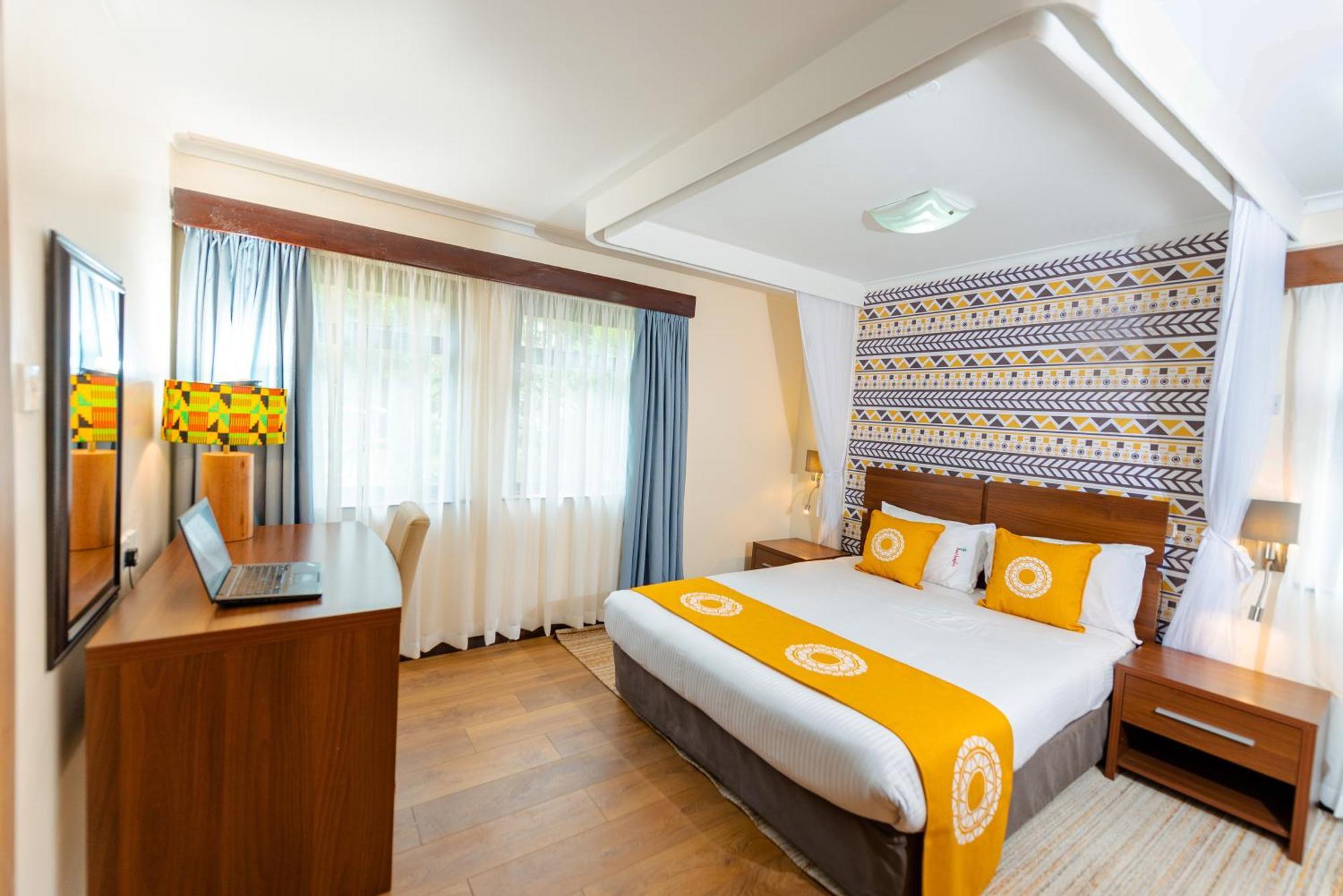 Two-Bedroom Queen Apartment - Attic/Non-Smoking