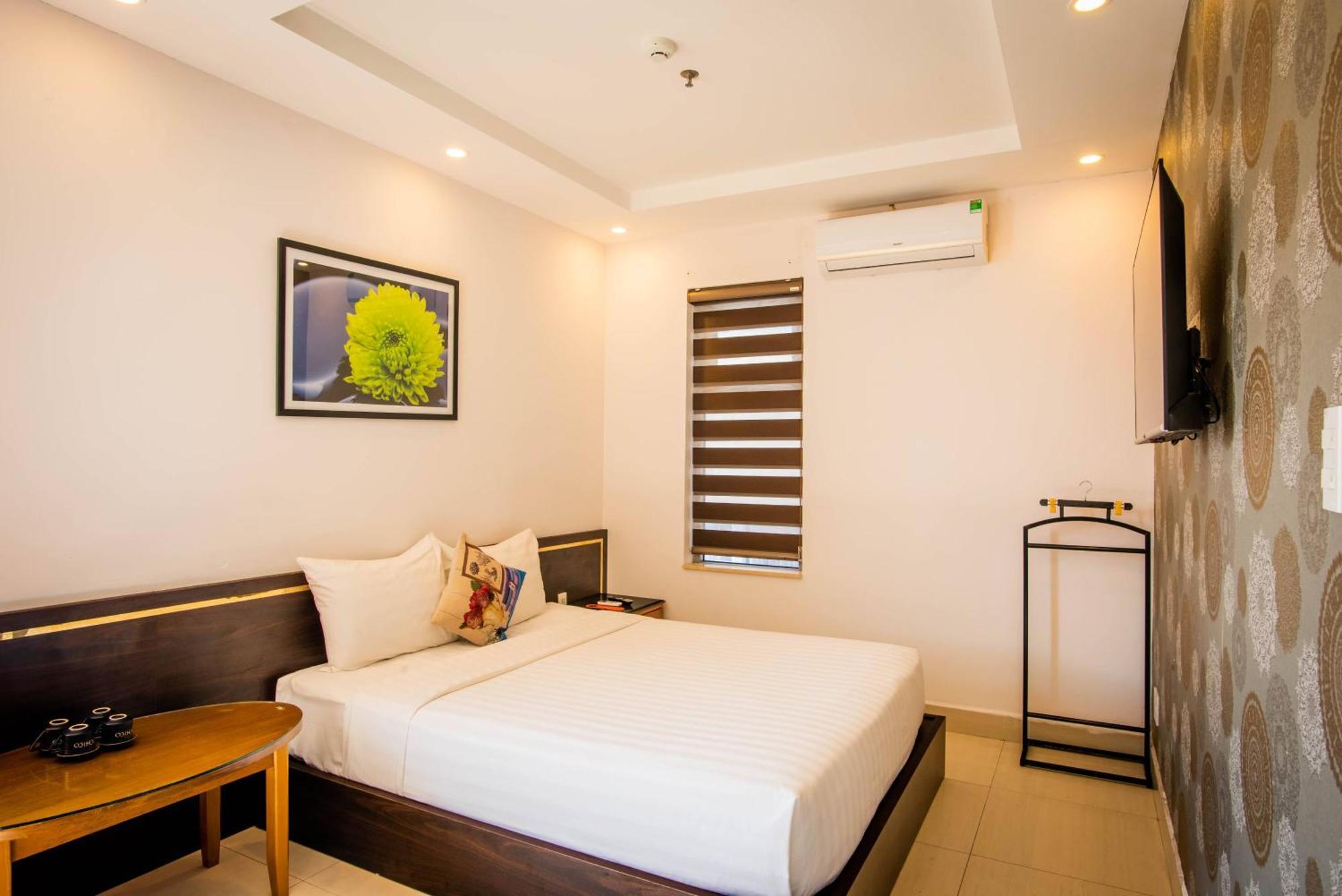Three-Bedroom Standard Apartment