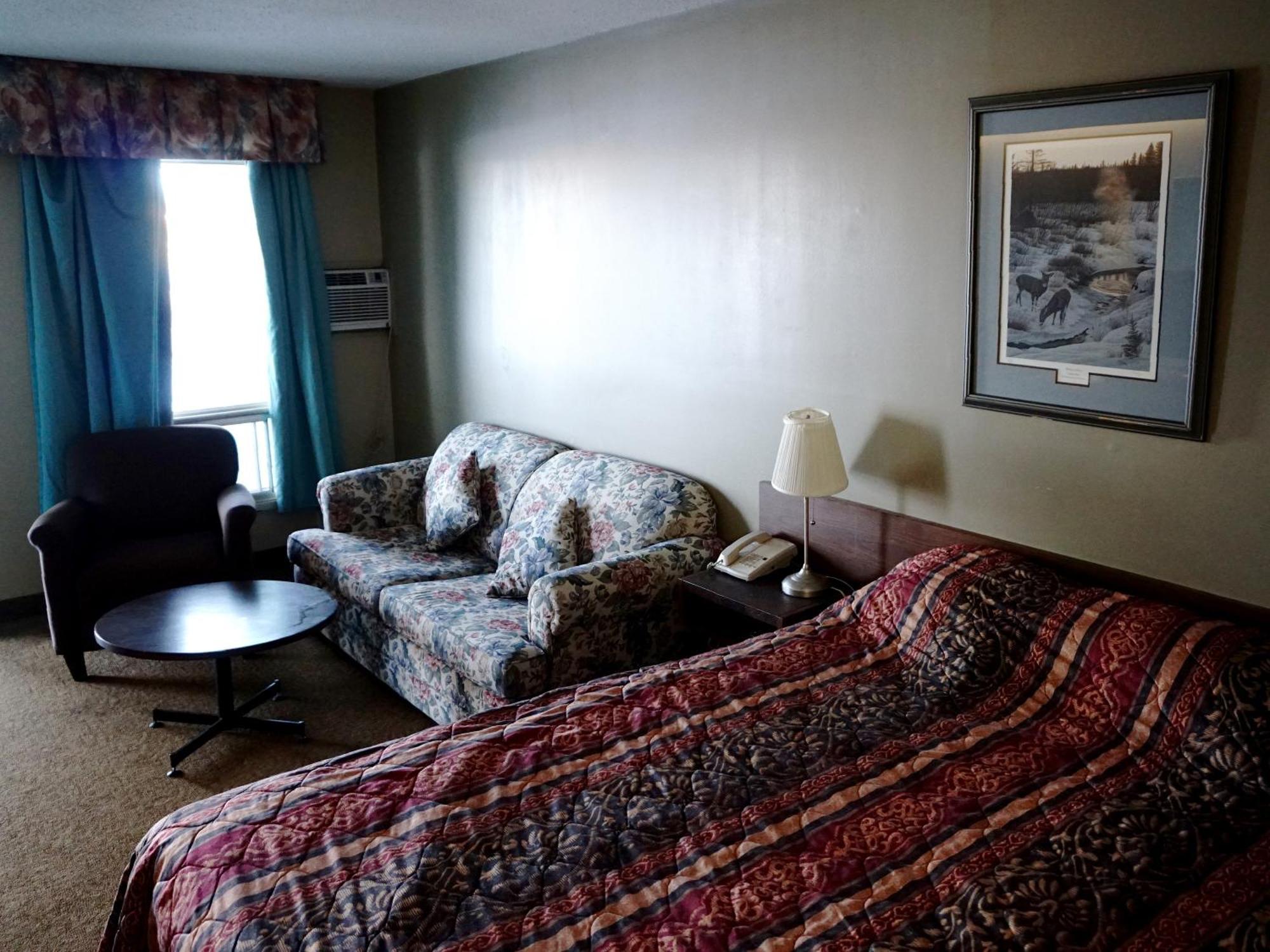 Standard Family Room