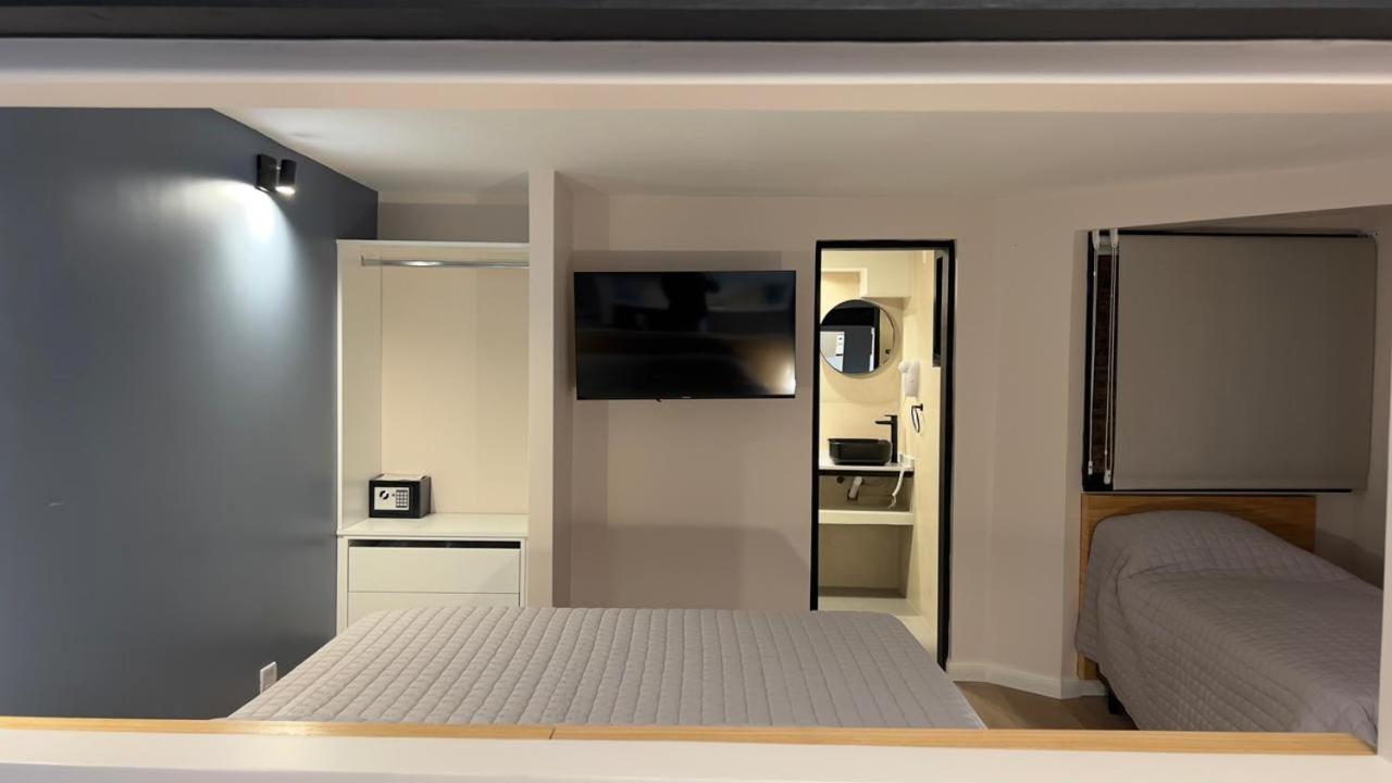 Triple Room Private Bathroom