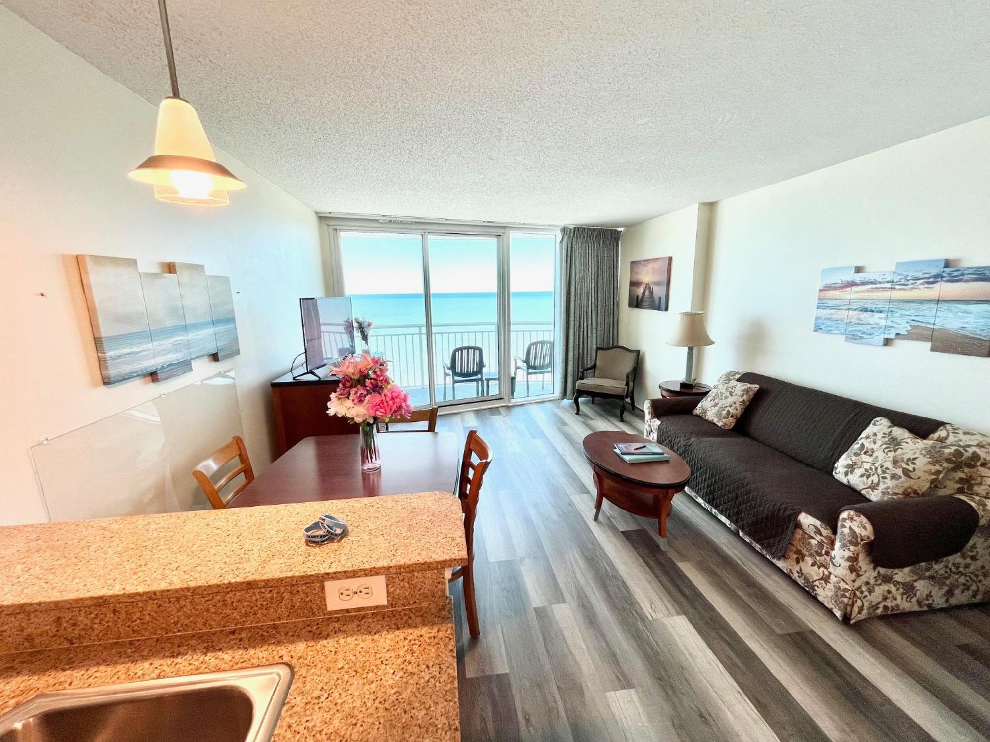 One-Bedroom Premium Apartment with Ocean View