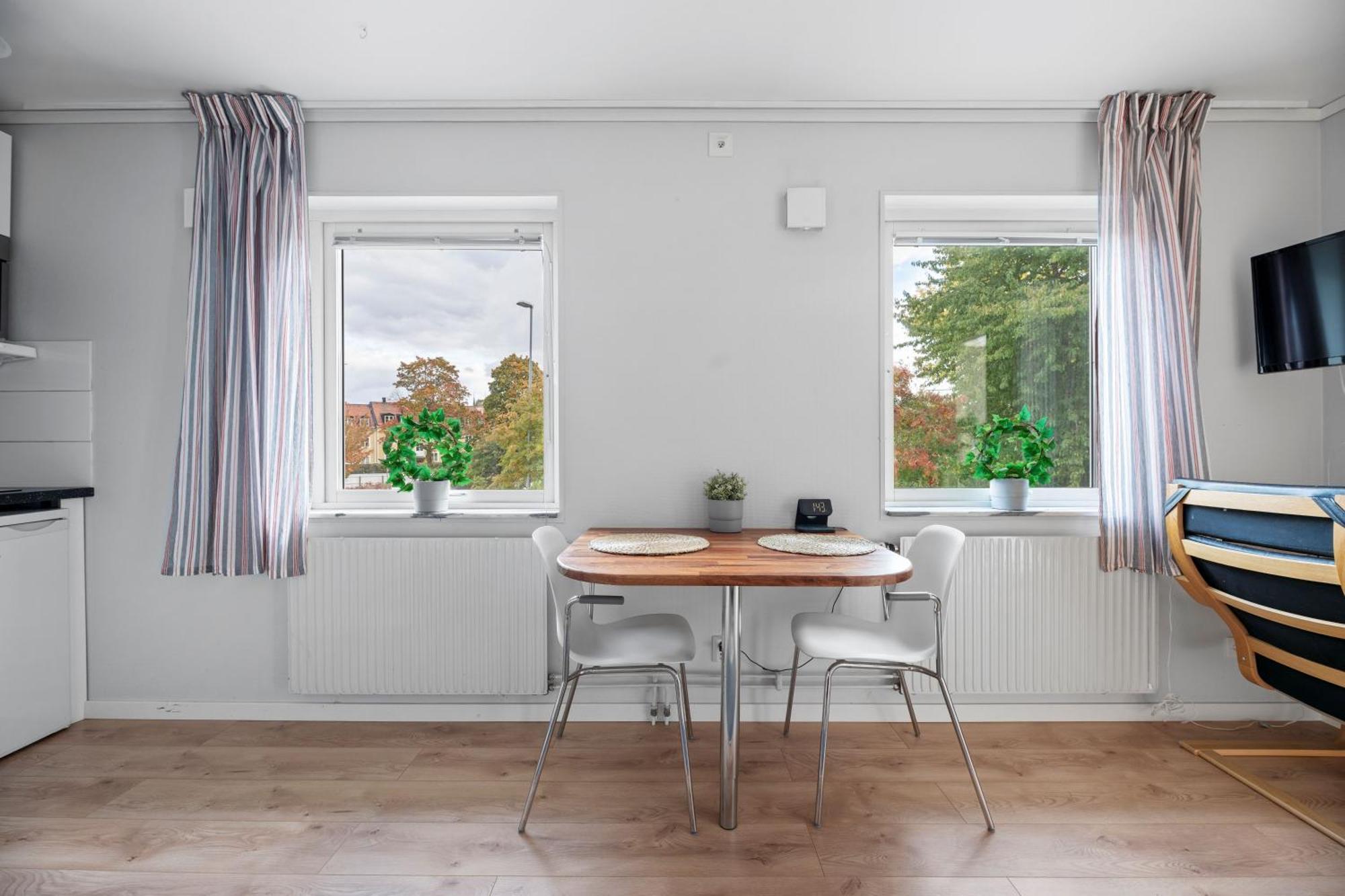 Studio (1 Adult)