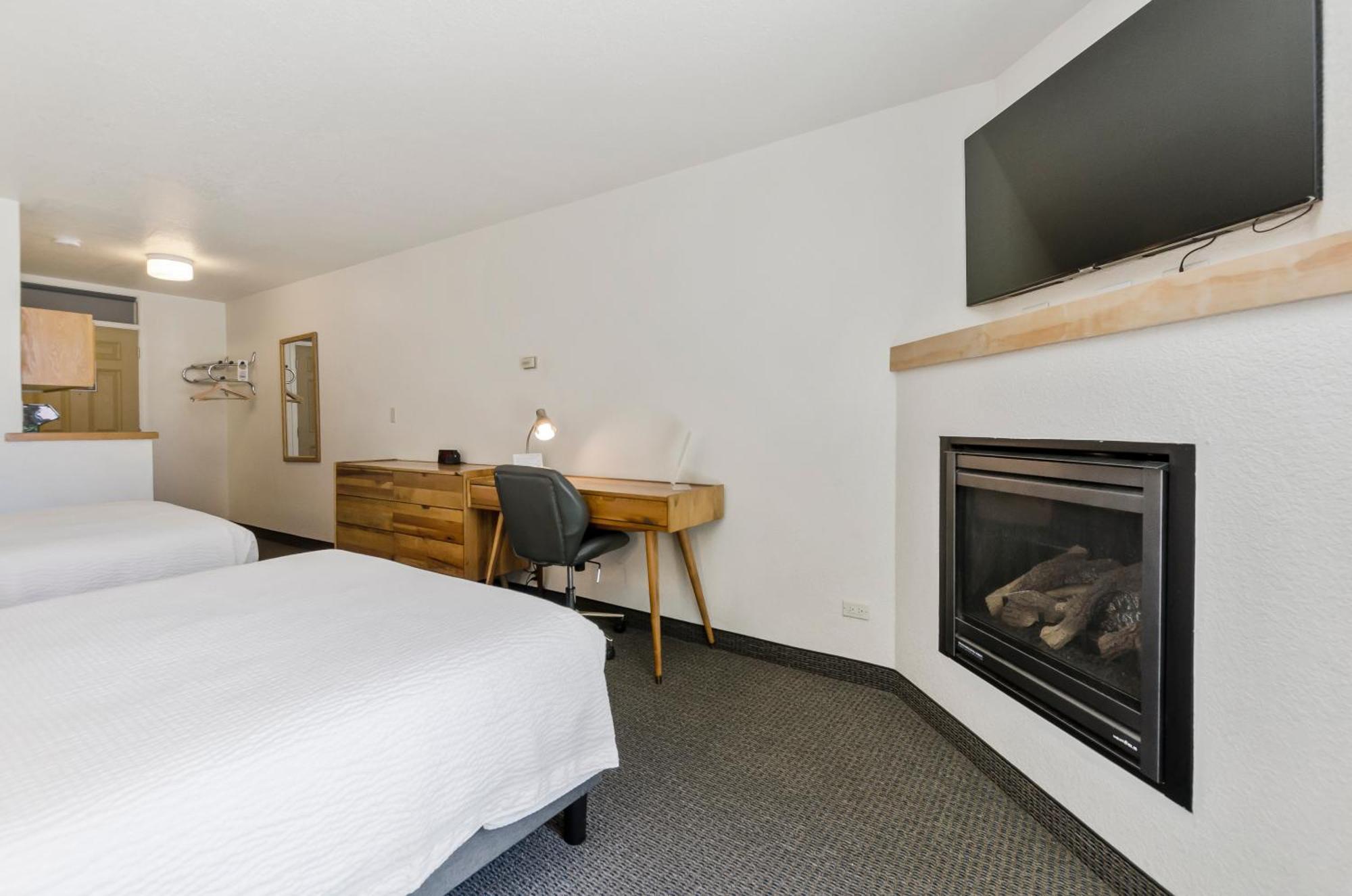Queen Room with Two Queen Beds