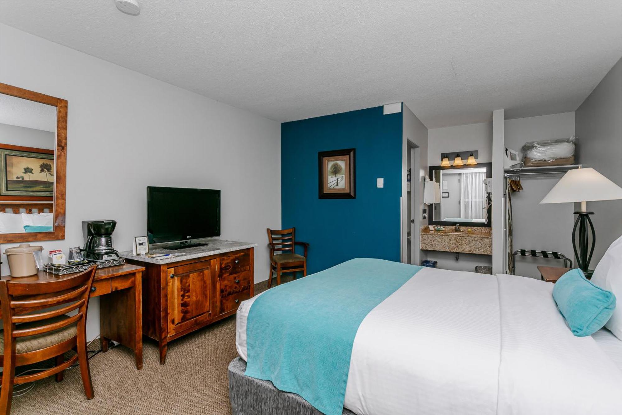 Standard Room Queen Bed