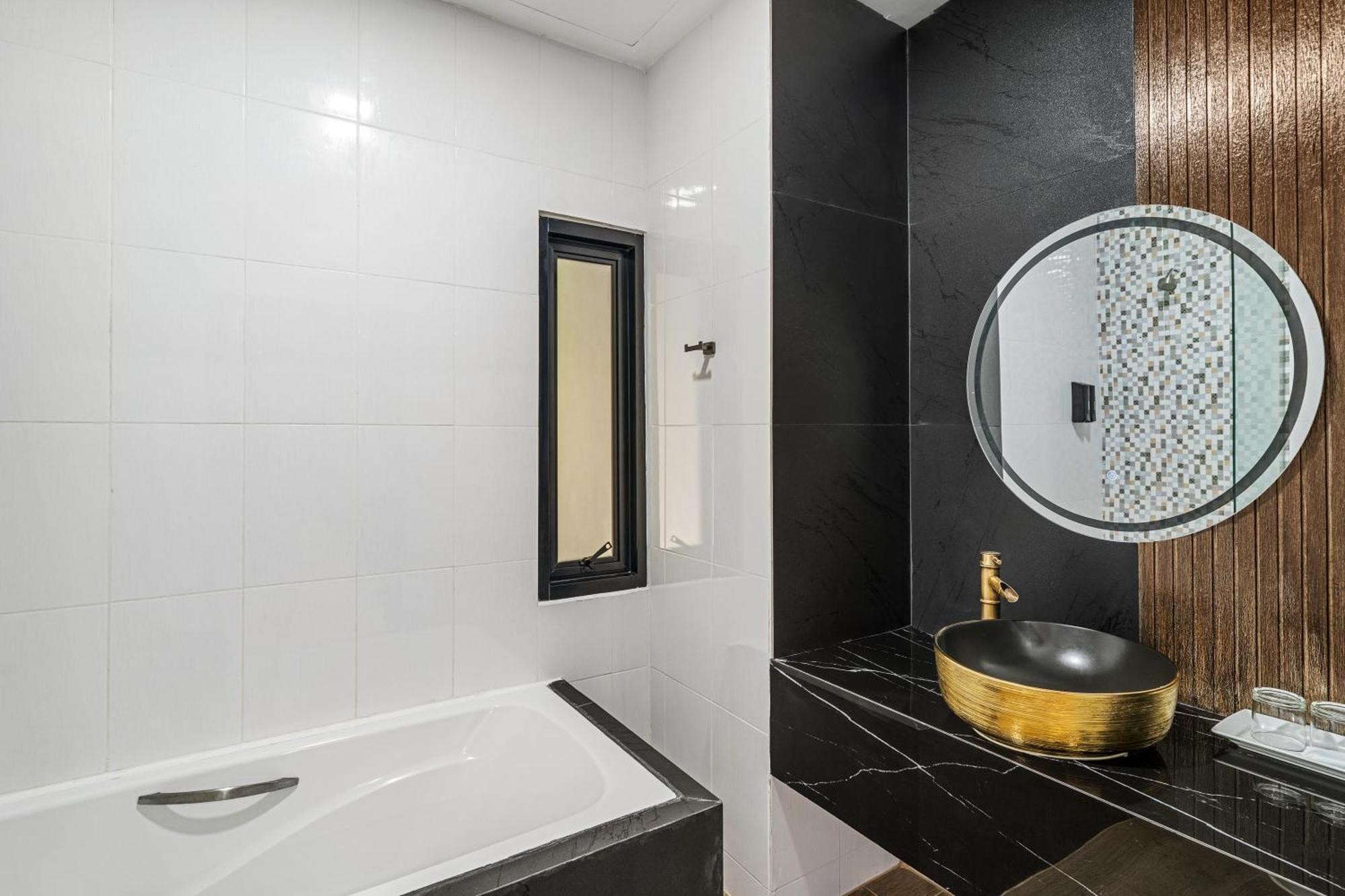 Deluxe Çift Kişilik veya İki Yataklı Oda - Bahçe Manzaralı
