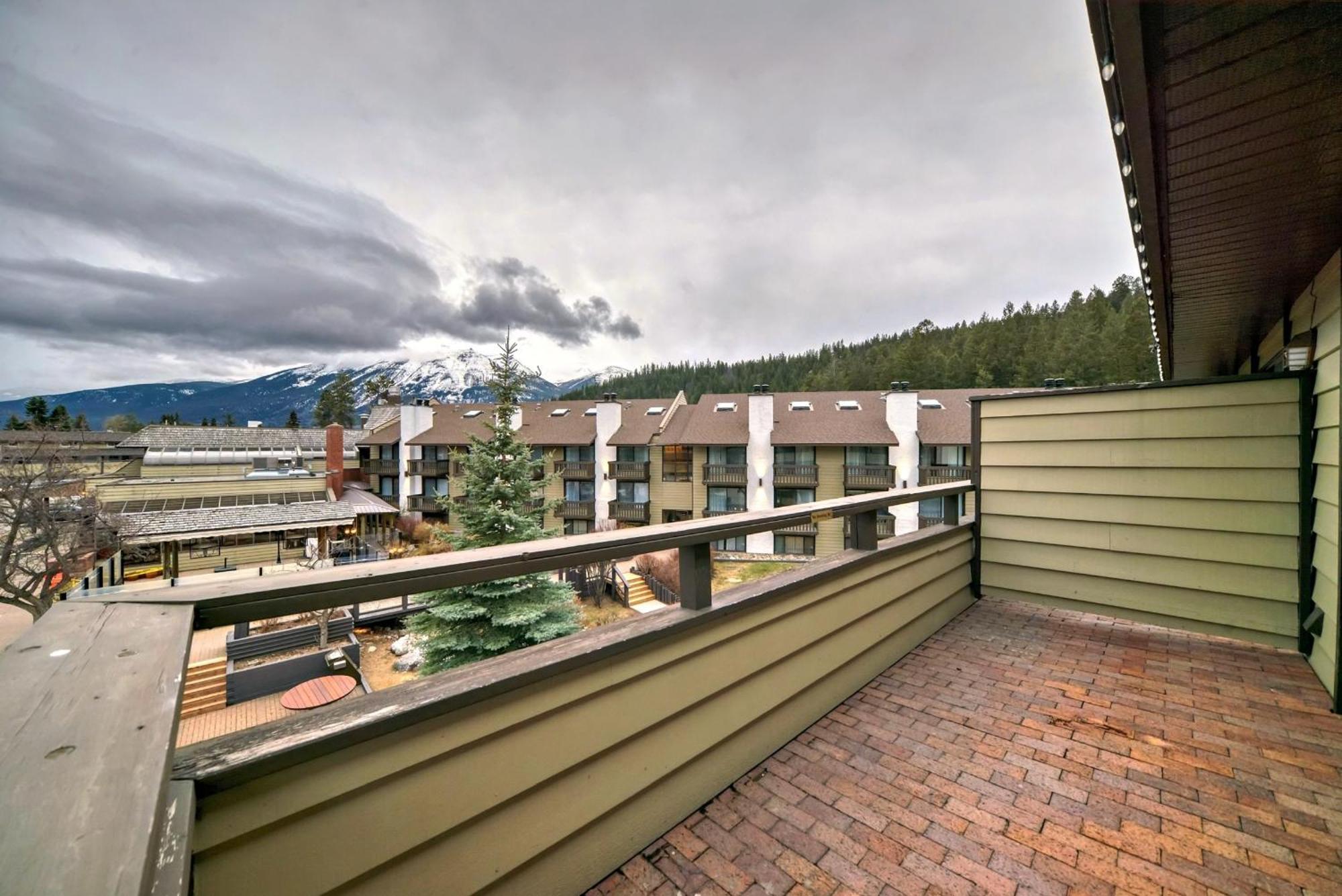 King Suite Mountain View Non-Smoking
