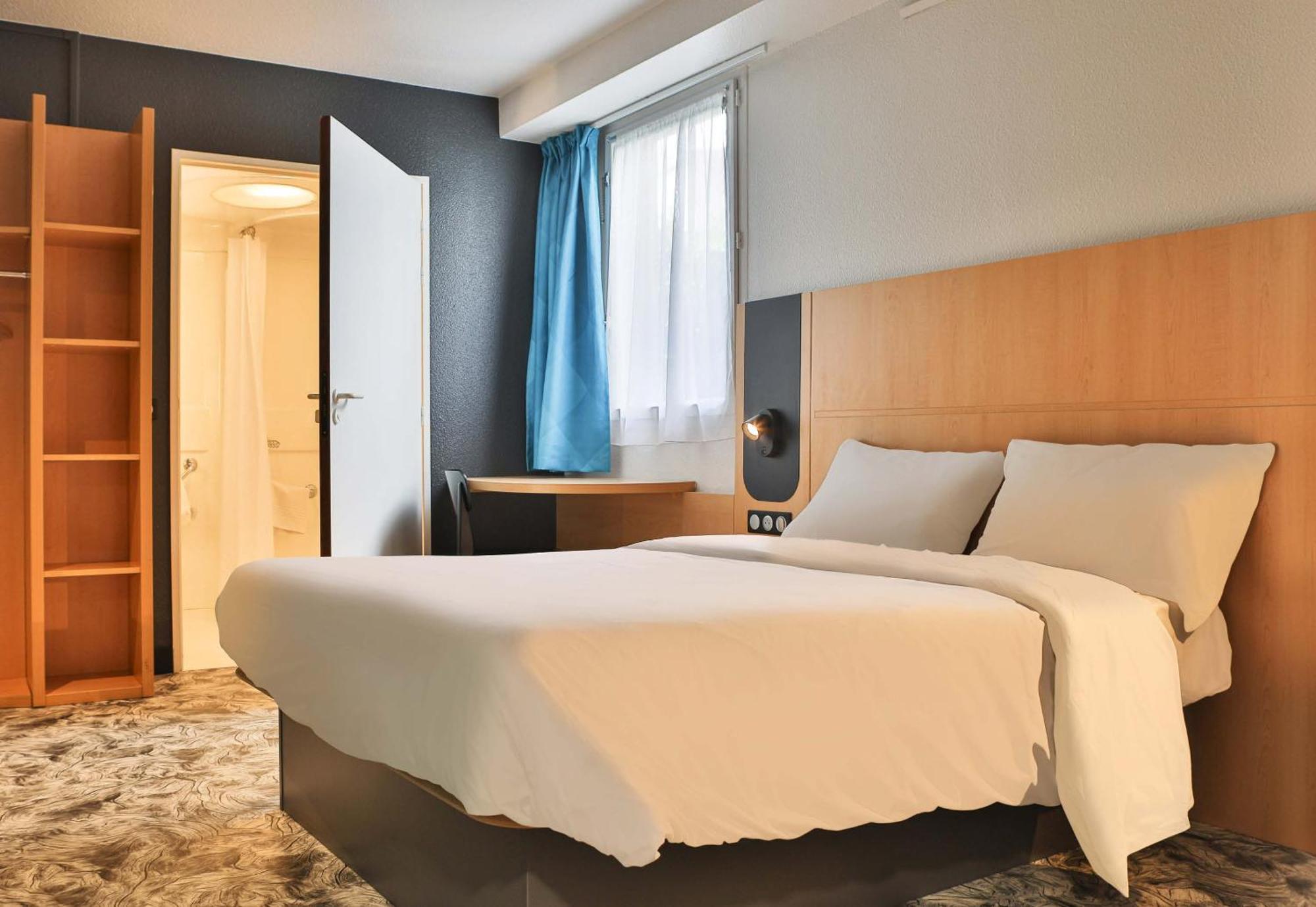 Chambre Double - Accessible aux Personnes à Mobilité Réduite