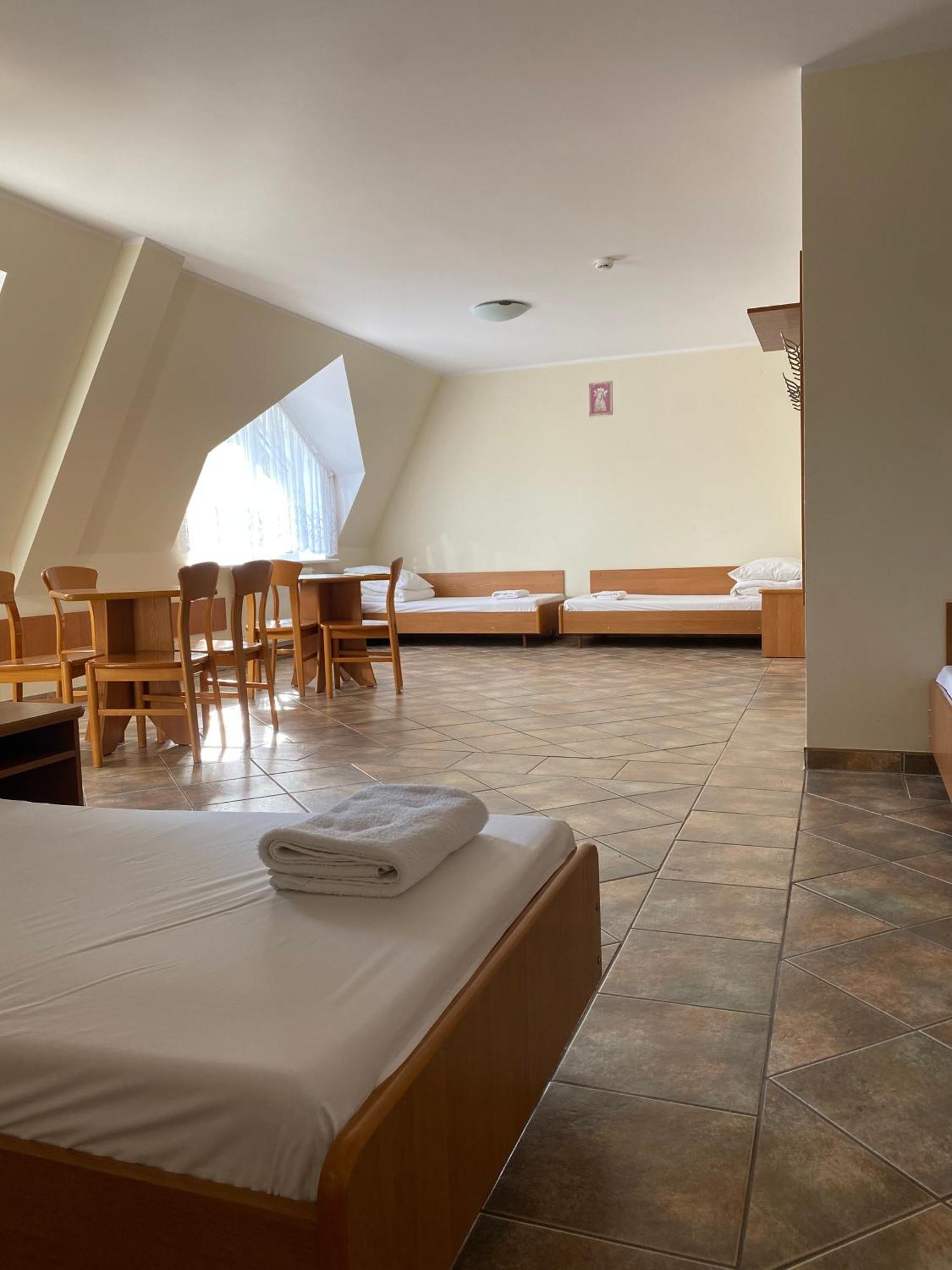 Mixed Dormitory Room
