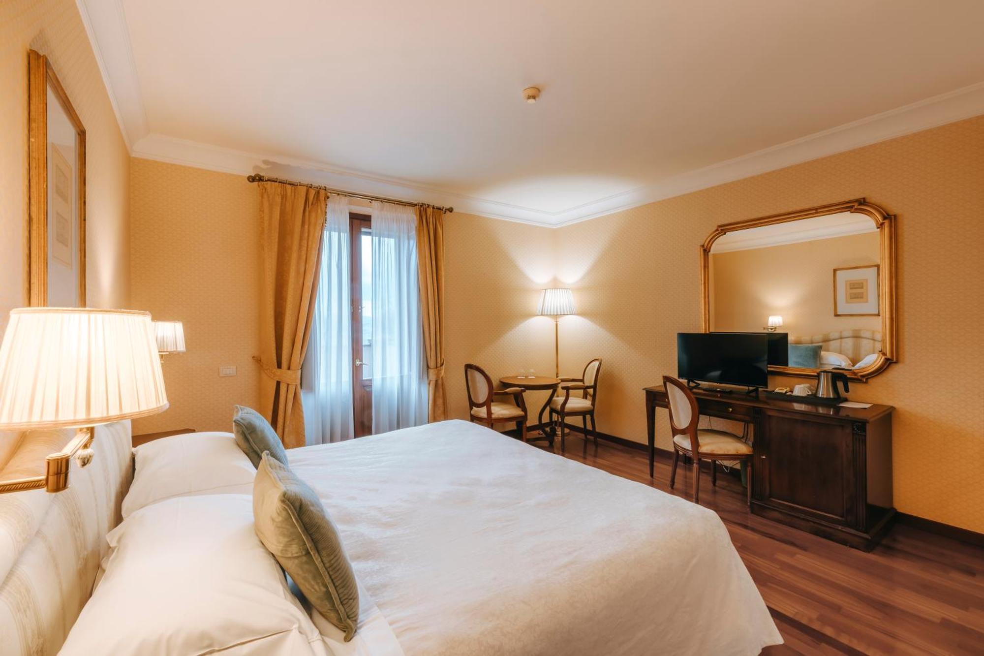 King Room with Garden View