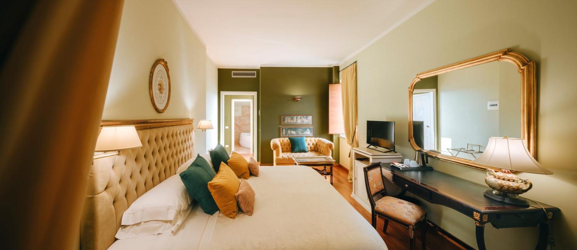 Junior Suite with Garden View