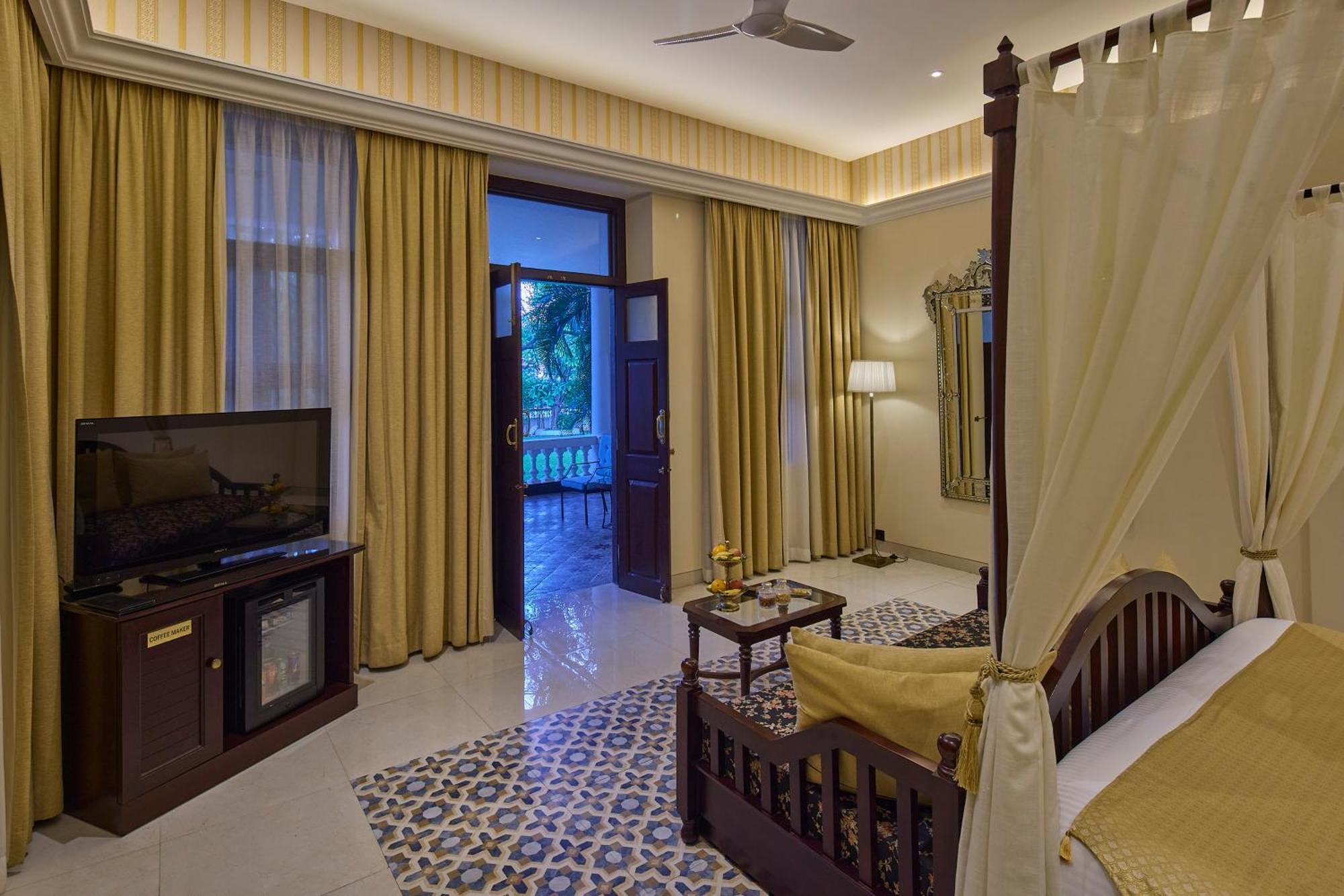 Royal Maharaja Suite Jacuzzi Balcony Complimentary Hi Tea