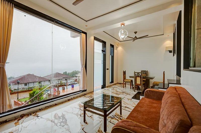 Suite with Pool View