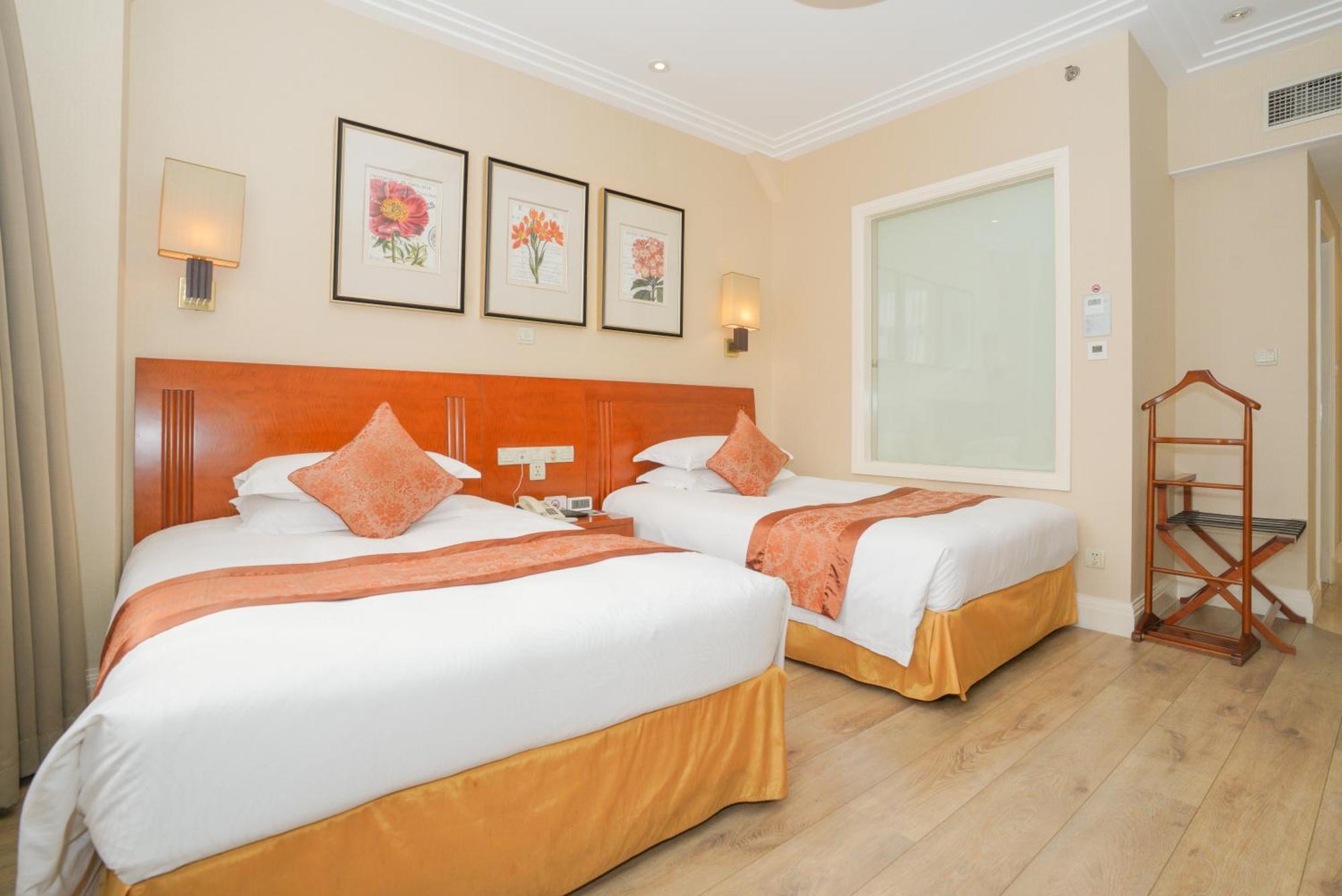 Bund View Executive Twin Room