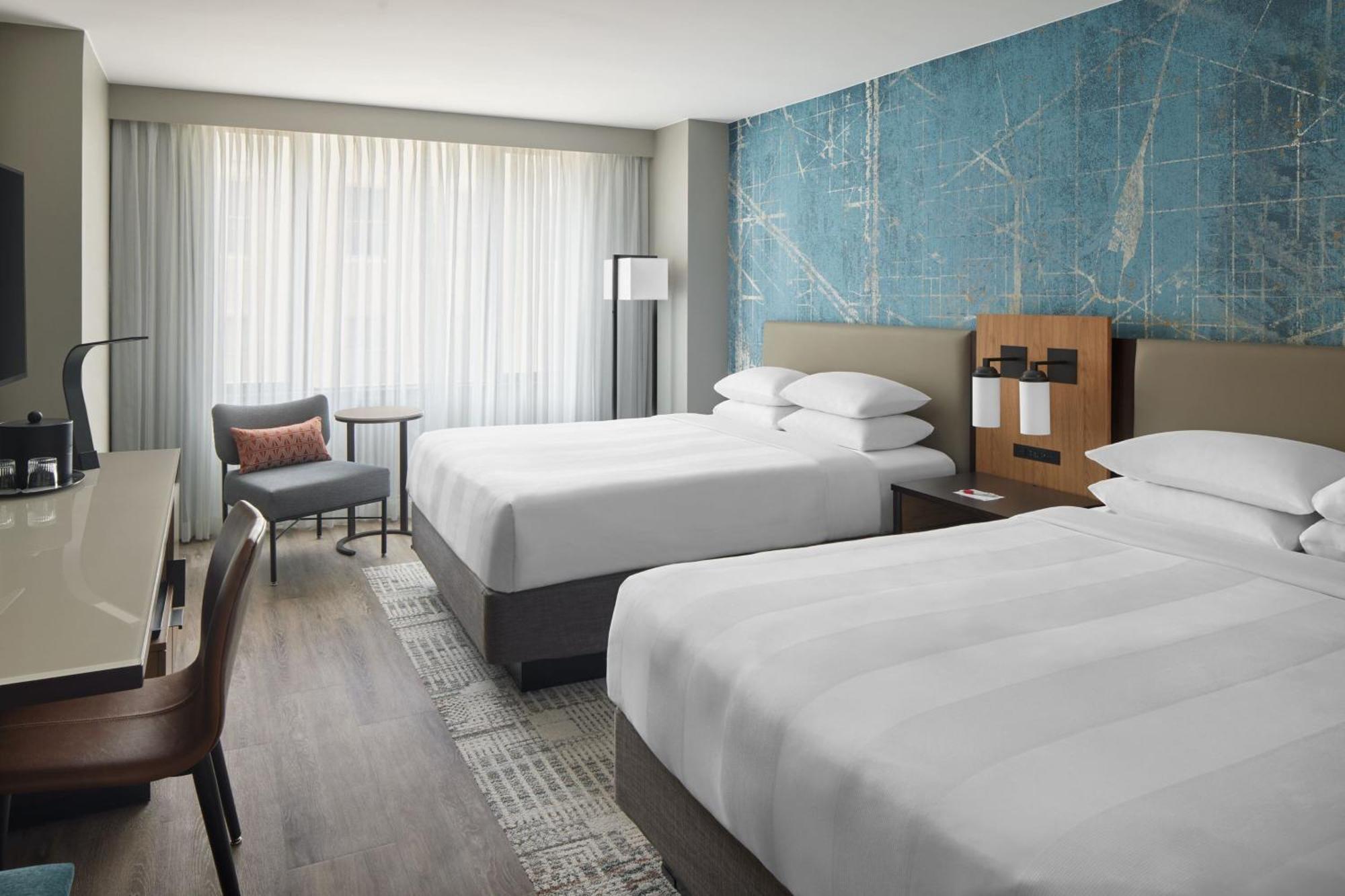 Queen Room Two Queen Beds Club Lounge Access