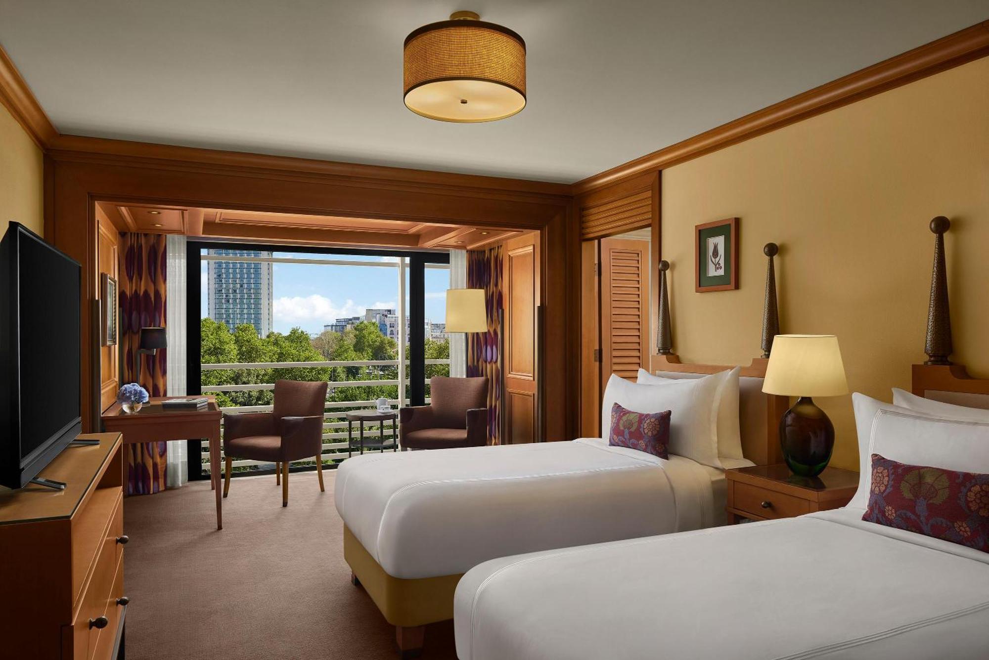 Deluxe Park View Room Twin Bed