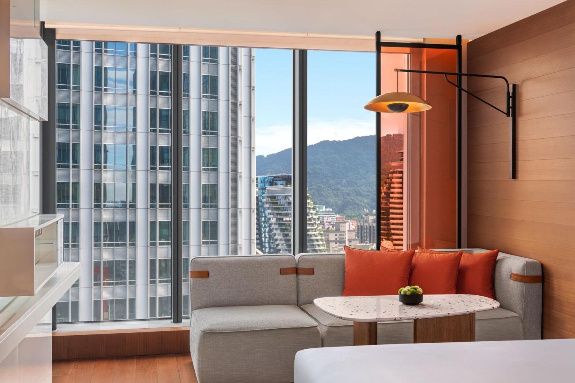 Wonderful Room Guest room 2 Double City view