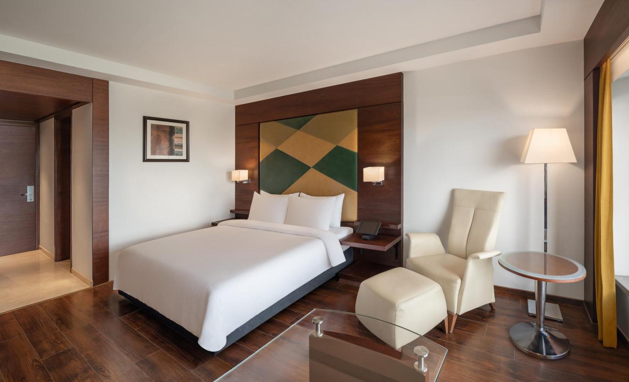 Executive Deluxe City View