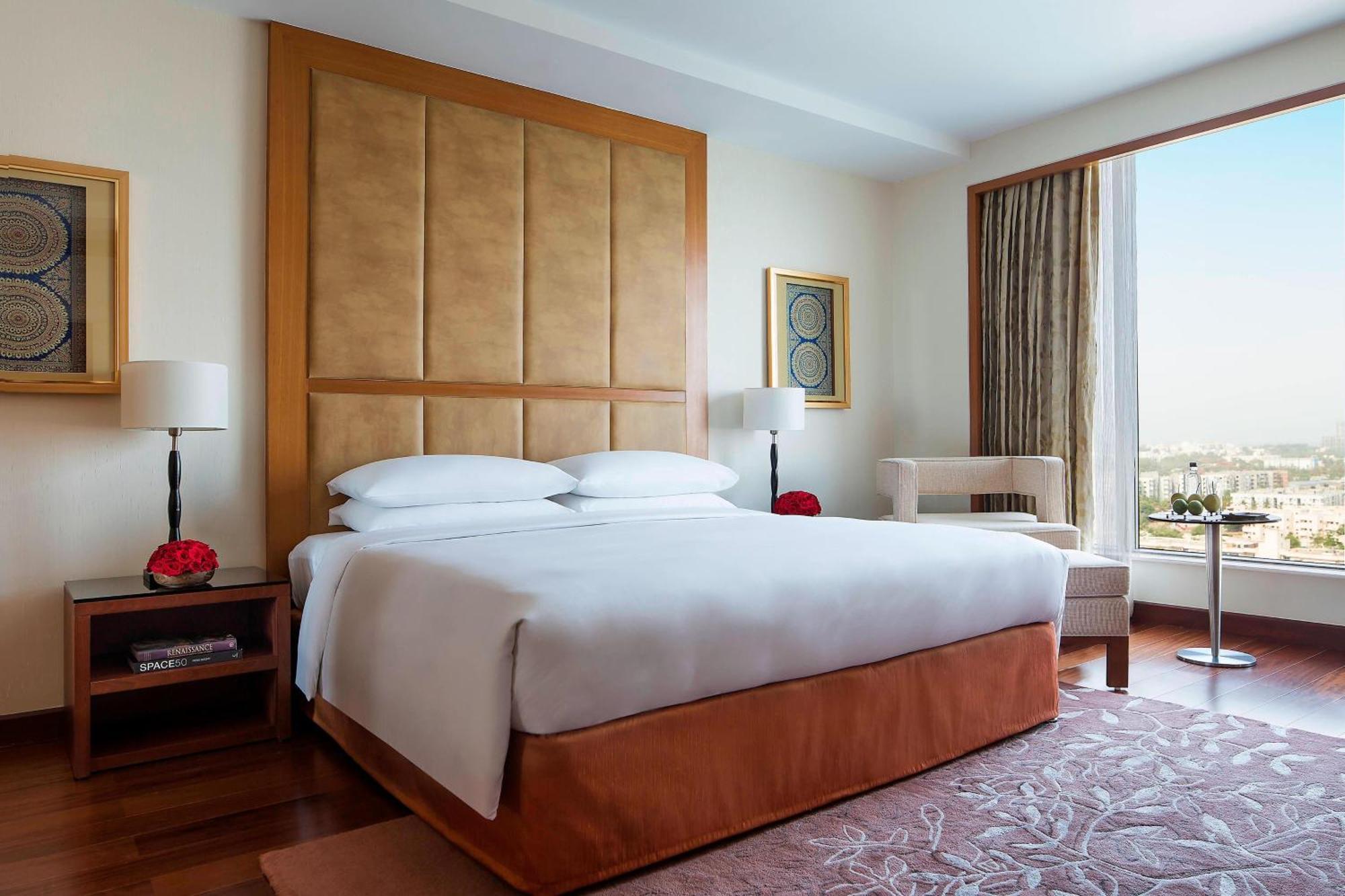 Chambre Lit King-Size Exécutive Deluxe avec Accès au Salon Exécutif