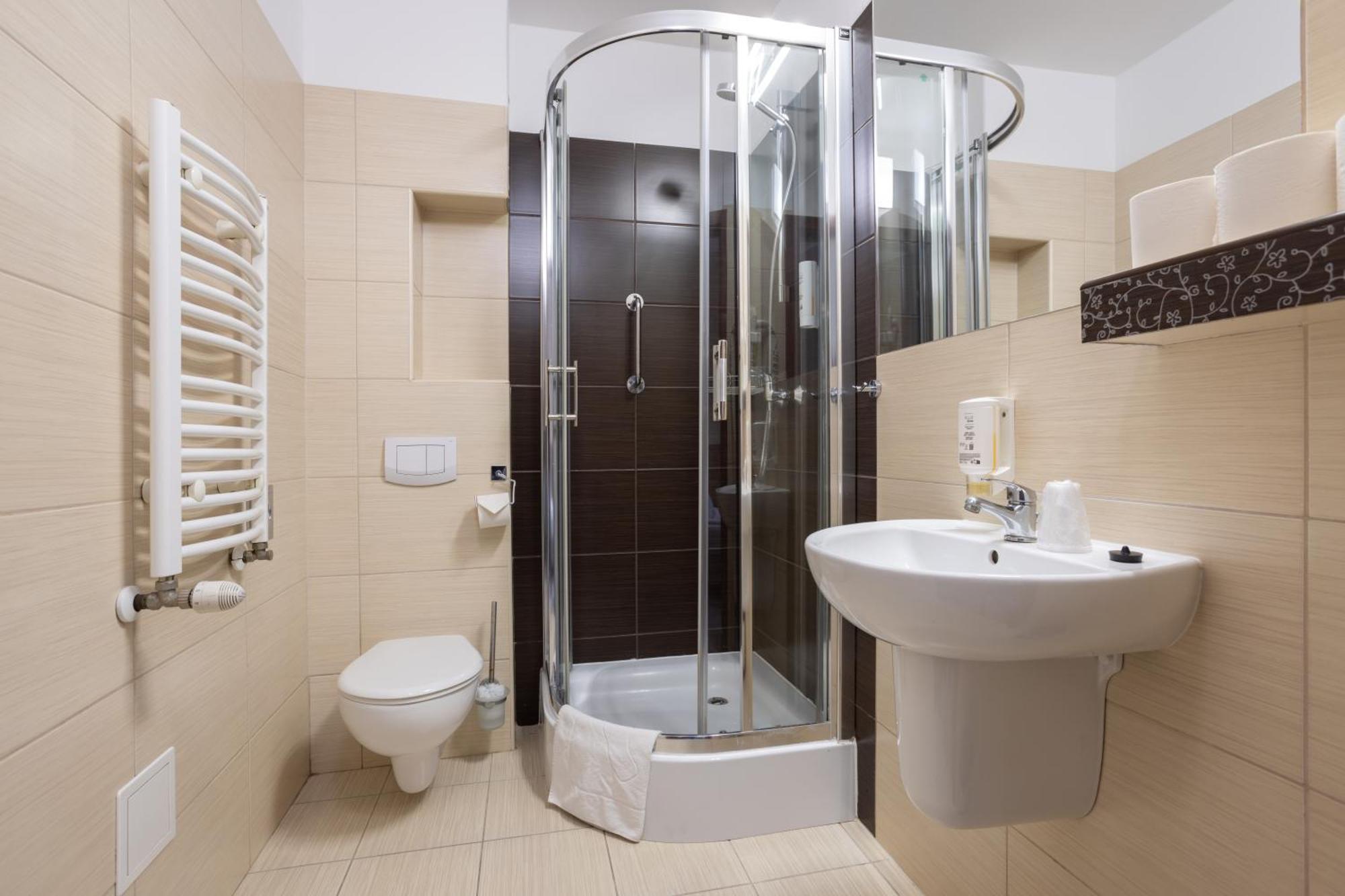 Comfort Triple Room