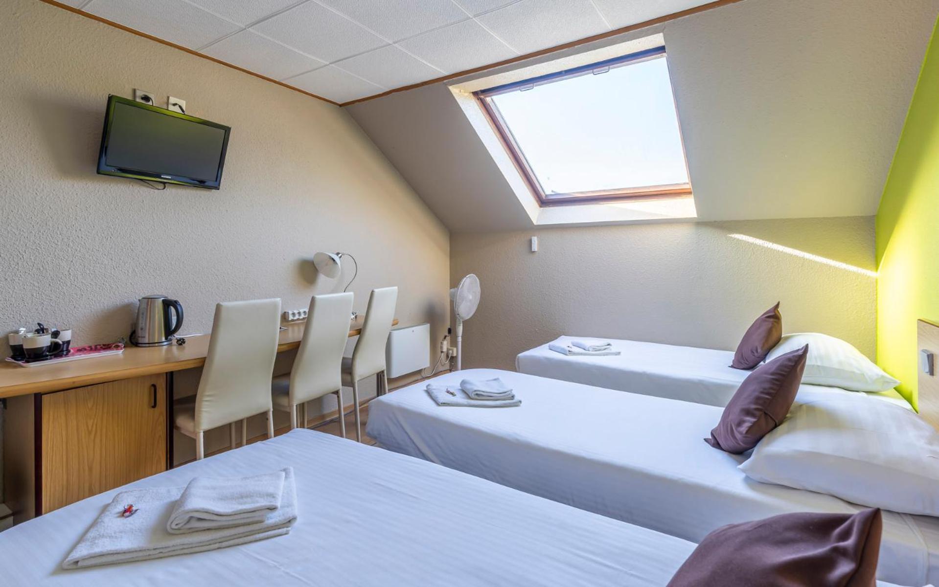 Triple Room