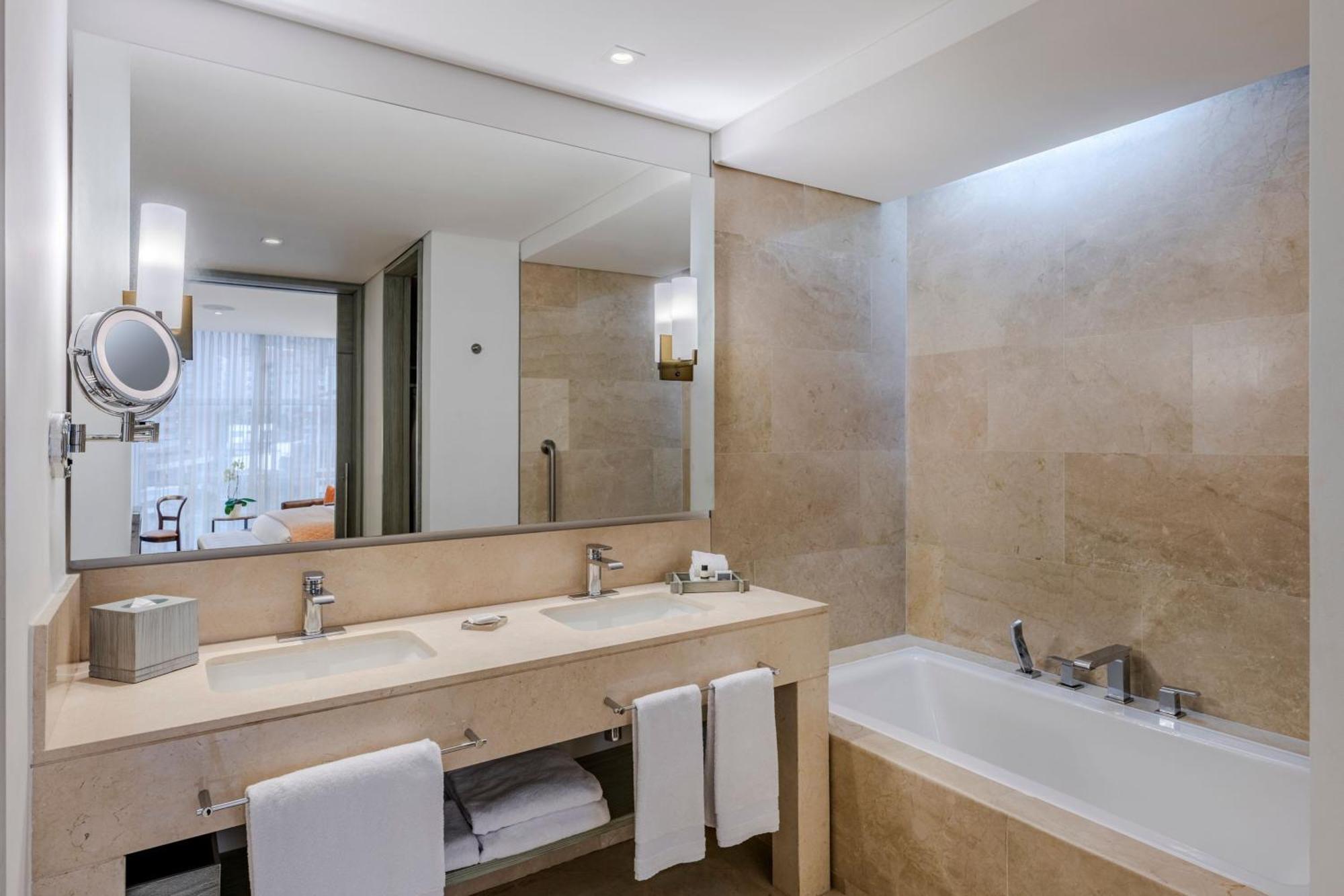 Concierge Double Bed Room, Concierge level, Guest room